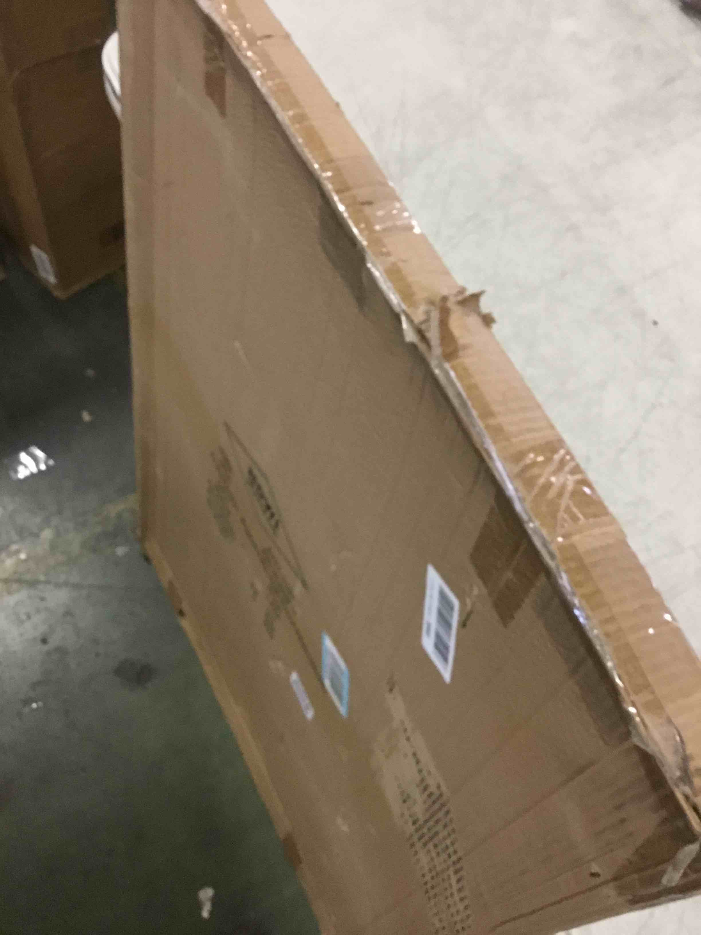https://s3.amazonaws.com/lotting-images-prod/bidfta/GRA1786821_1736784944193.jpeg