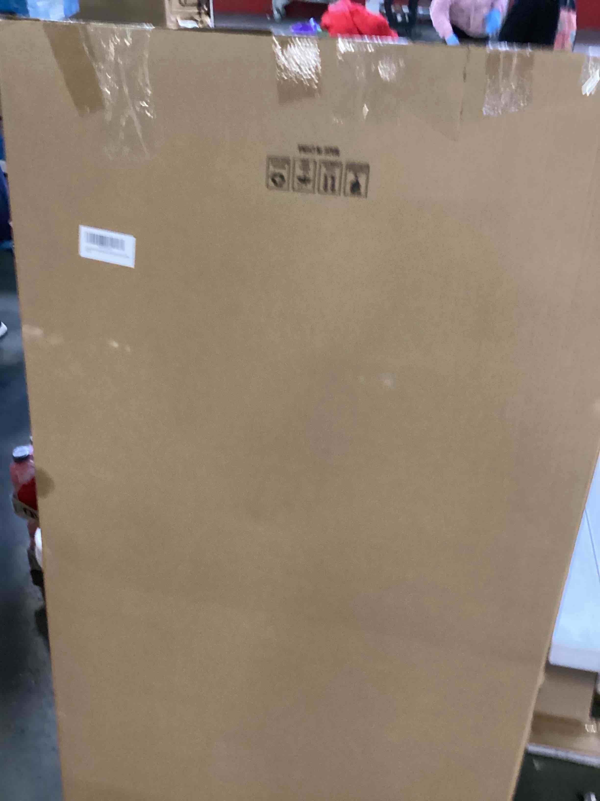 https://s3.amazonaws.com/lotting-images-prod/bidfta/GRA1787484_1737055572948.jpeg