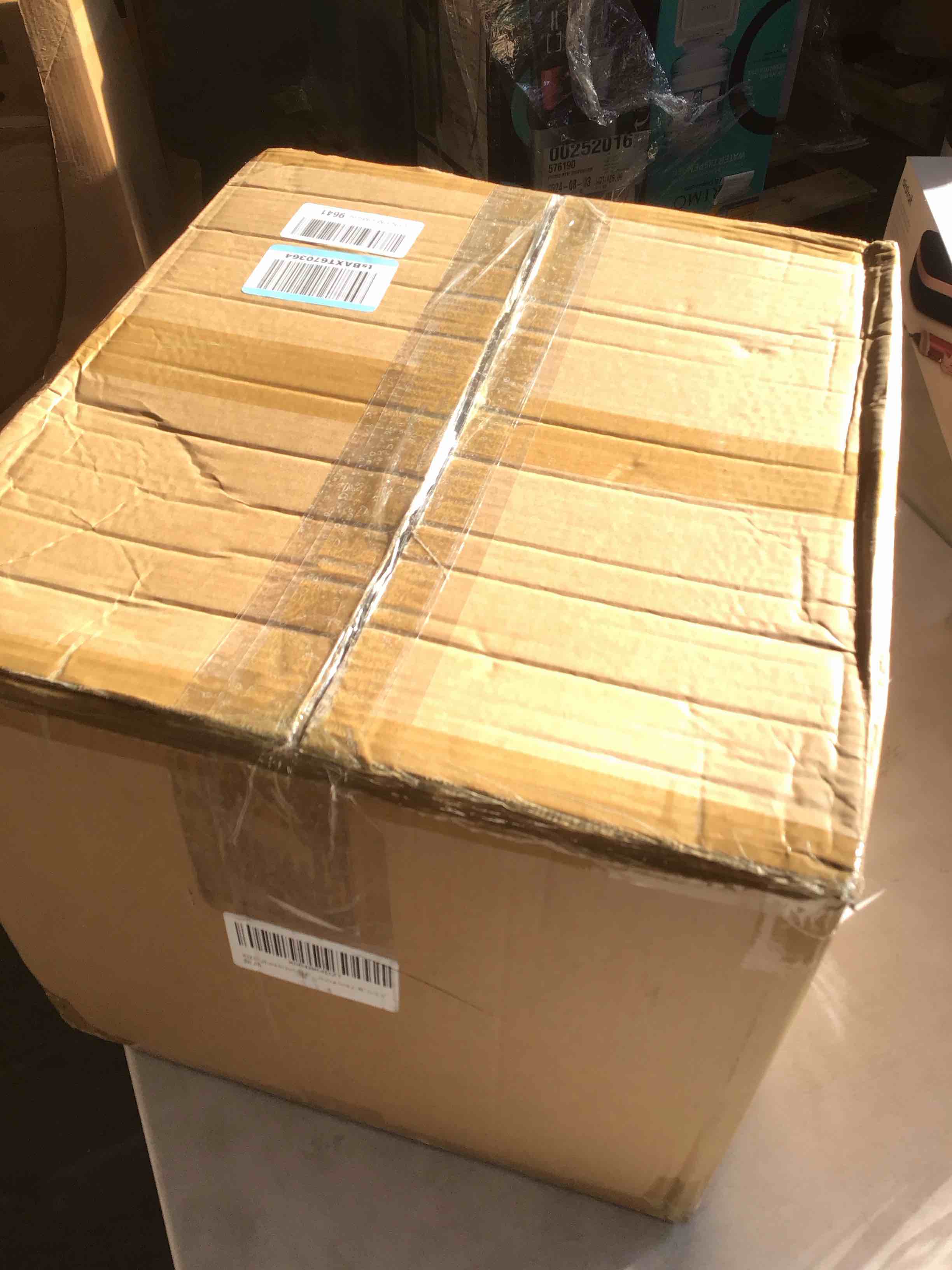 https://s3.amazonaws.com/lotting-images-prod/bidfta/GRA1787914_1737385004635.jpeg