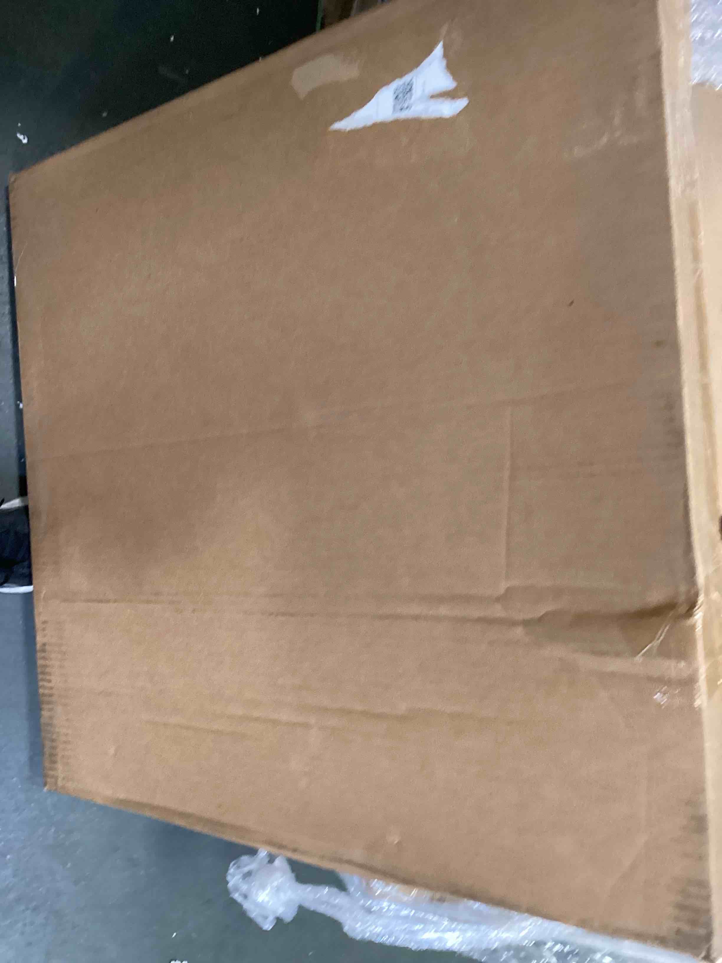 https://s3.amazonaws.com/lotting-images-prod/bidfta/GRA1788188_1737487596967.jpeg