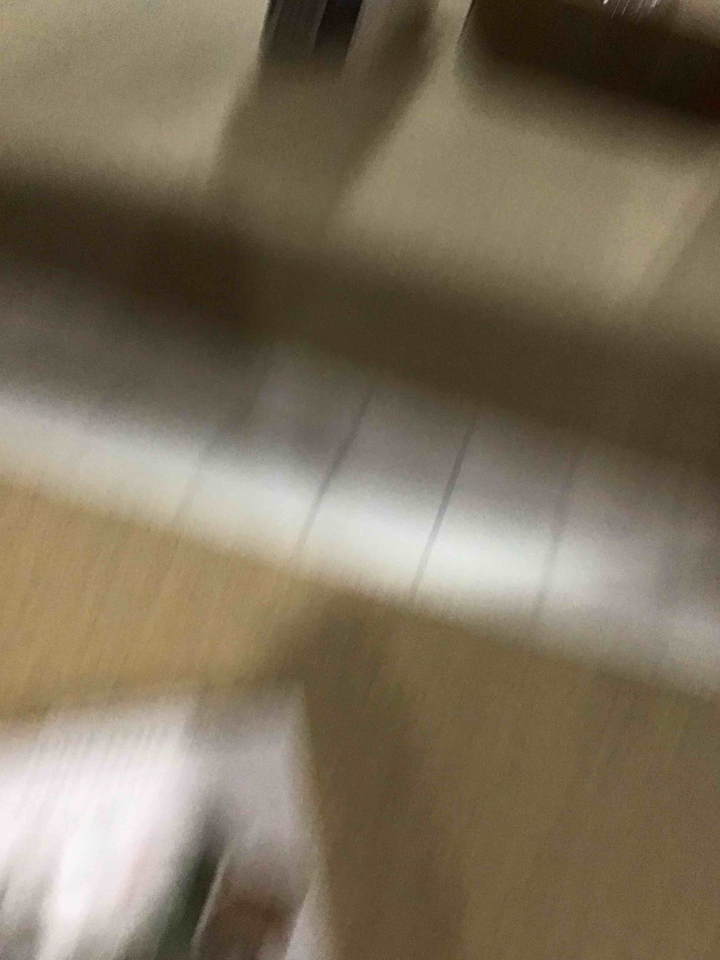 https://s3.amazonaws.com/lotting-images-prod/bidfta/GRA1789330_1736283793718.jpeg