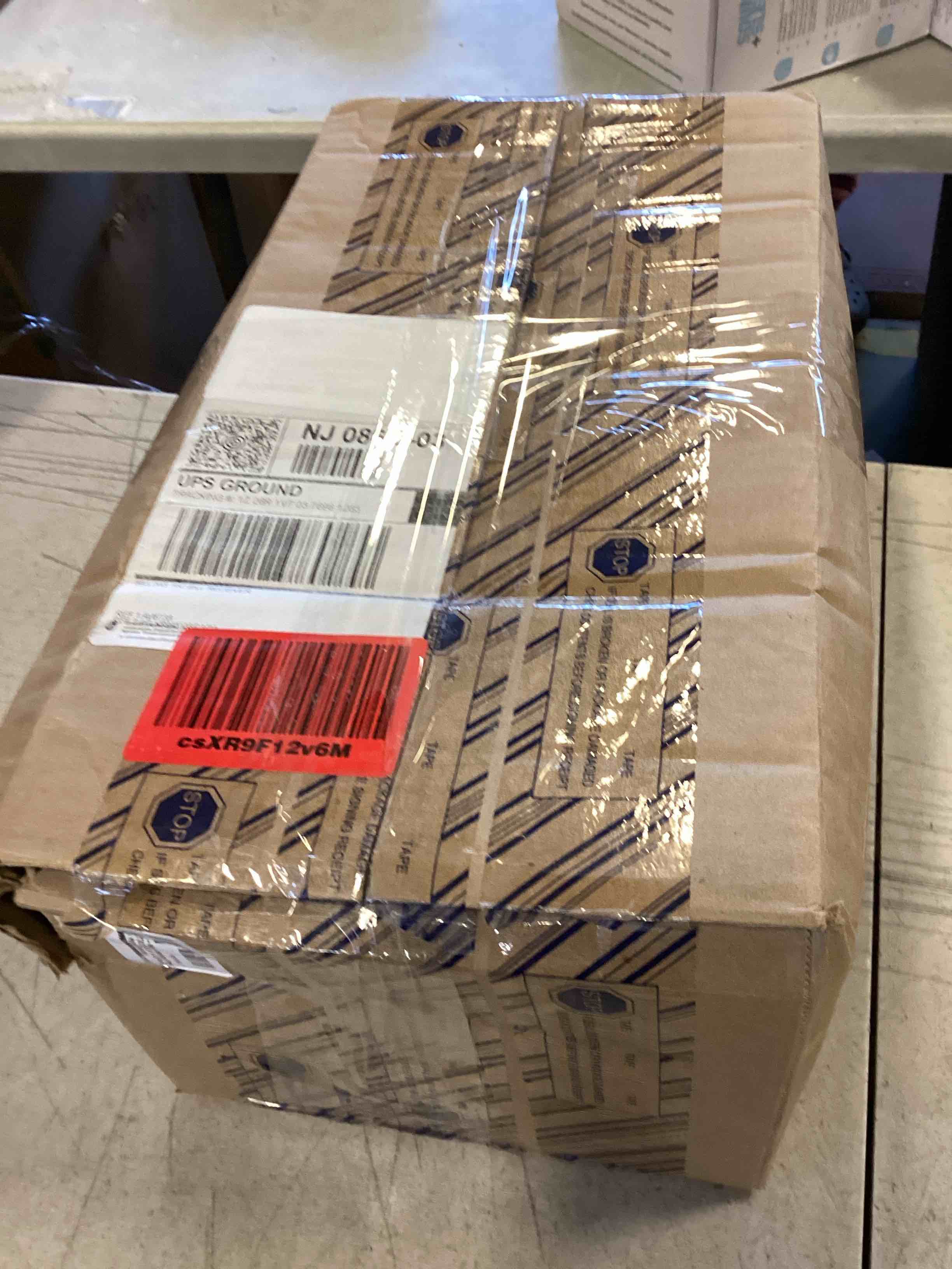 https://s3.amazonaws.com/lotting-images-prod/bidfta/GRA1789409_1735841253776.jpeg