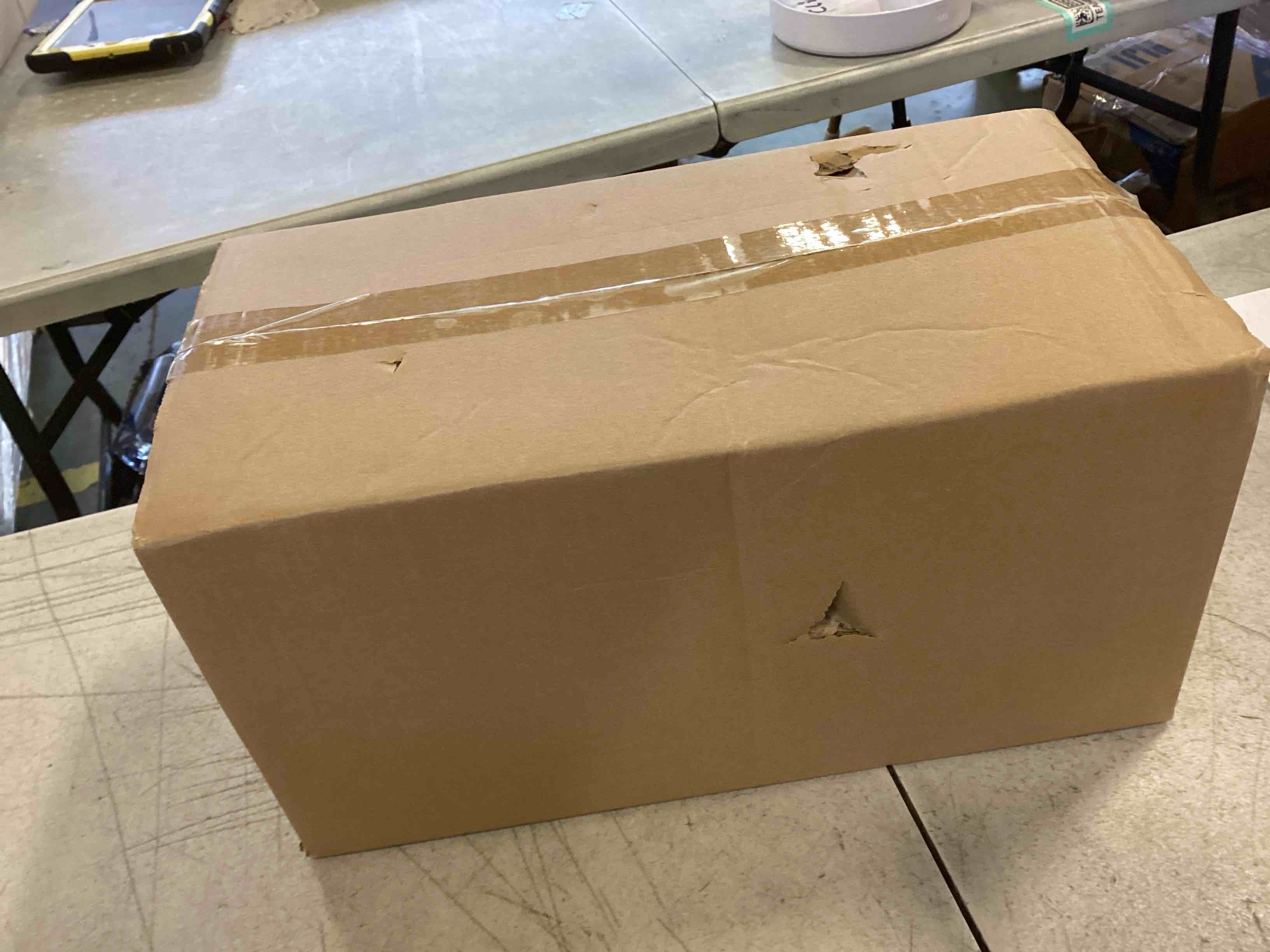 https://s3.amazonaws.com/lotting-images-prod/bidfta/GRA1789700_1736001497014.jpeg