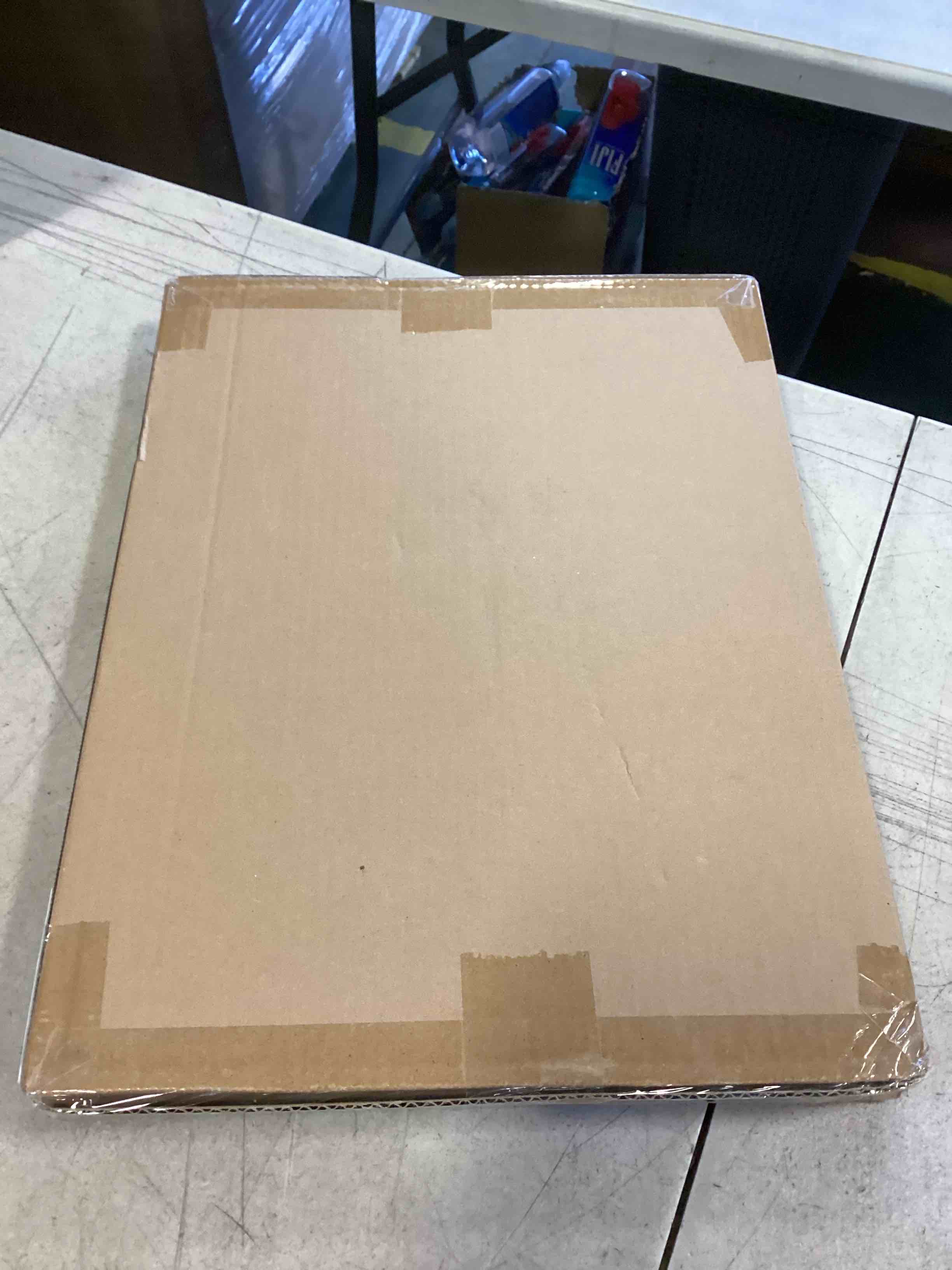 https://s3.amazonaws.com/lotting-images-prod/bidfta/GRA1789717_1736003558247.jpeg
