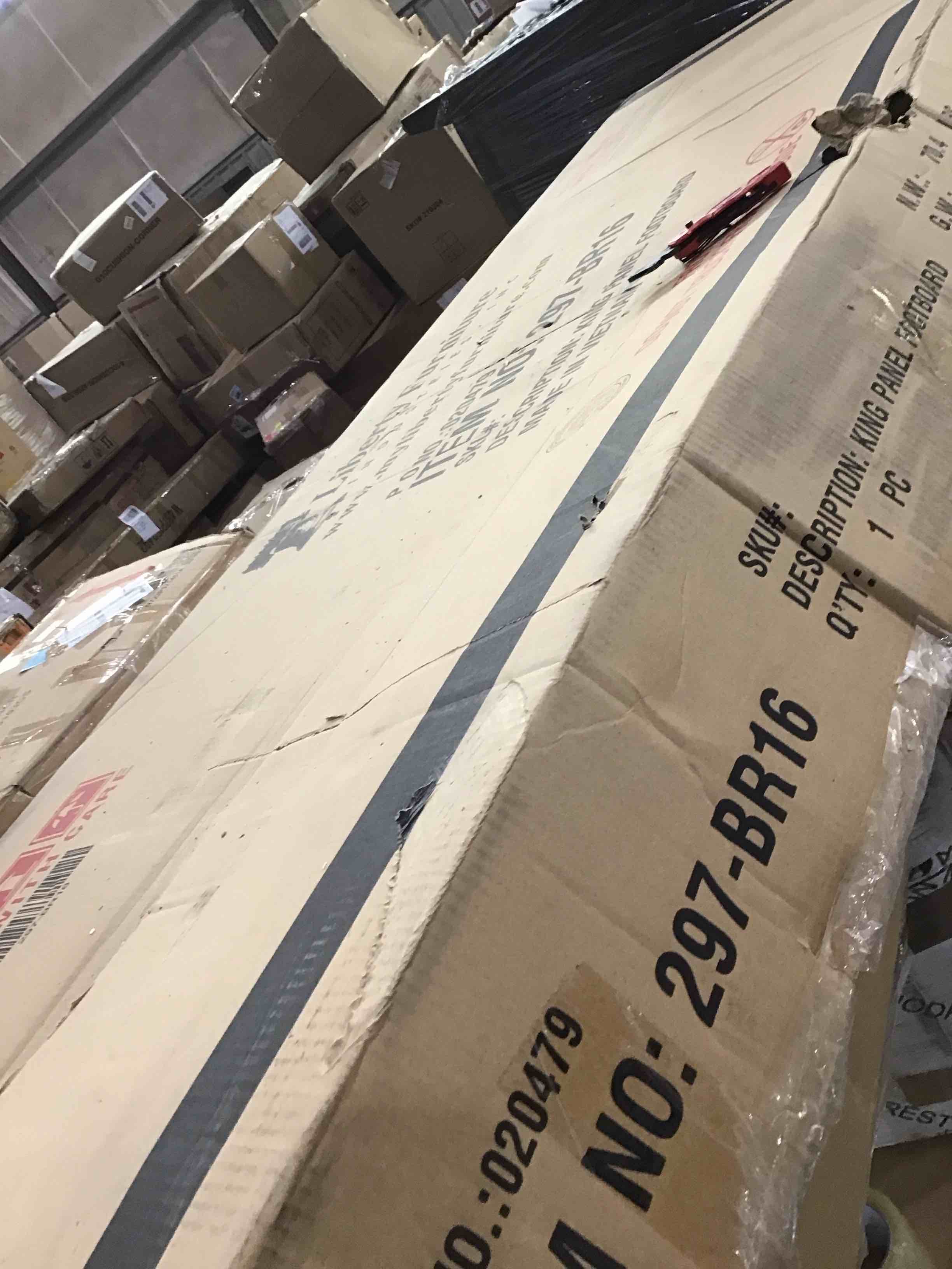 **INCOMPLETE ** only footboard *297-Br16 Liberty Furniture Paradise Valley King Panel Footboard