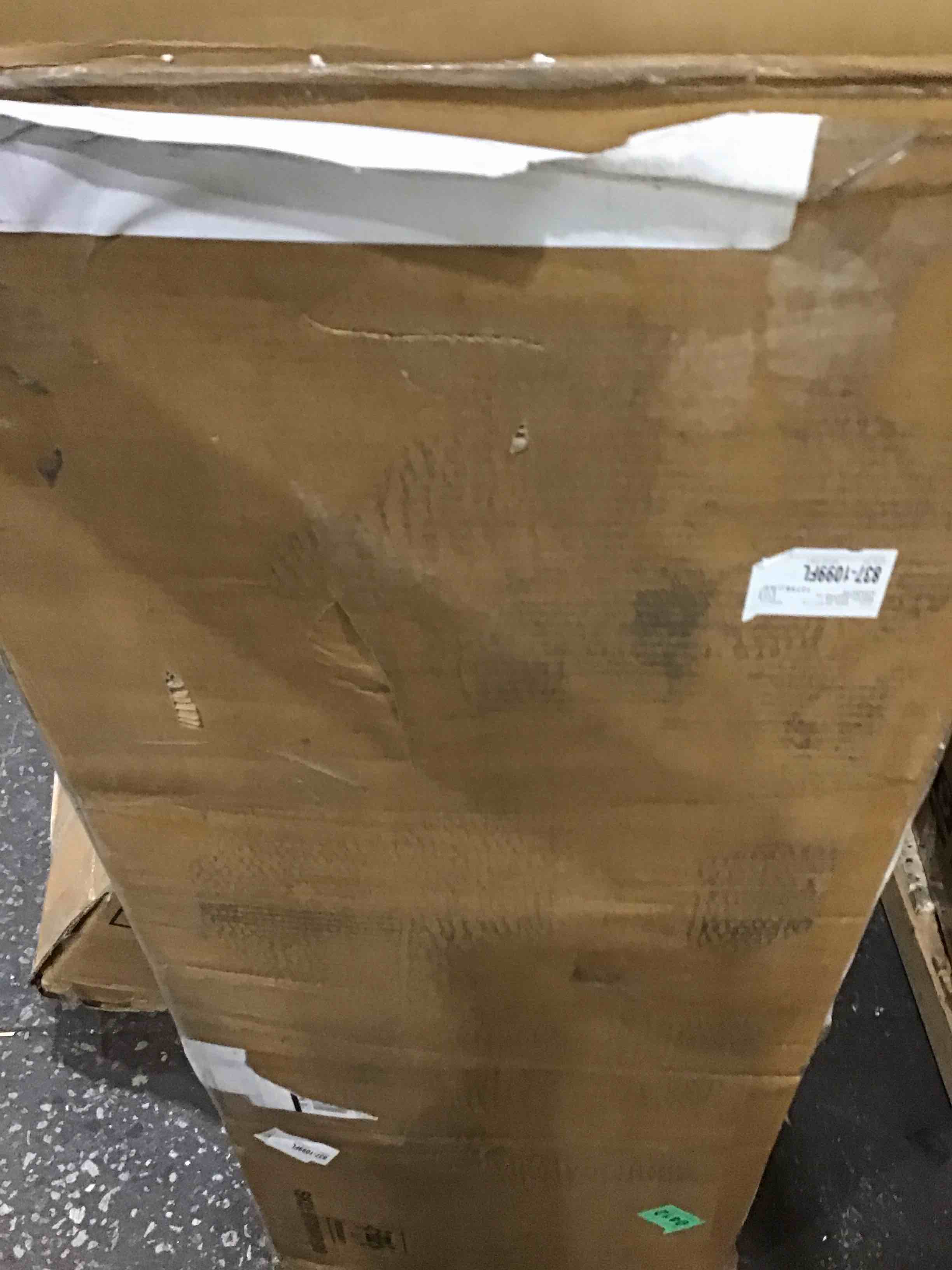 https://s3.amazonaws.com/lotting-images-prod/bidfta/GRA1793395_1749752910920.jpeg