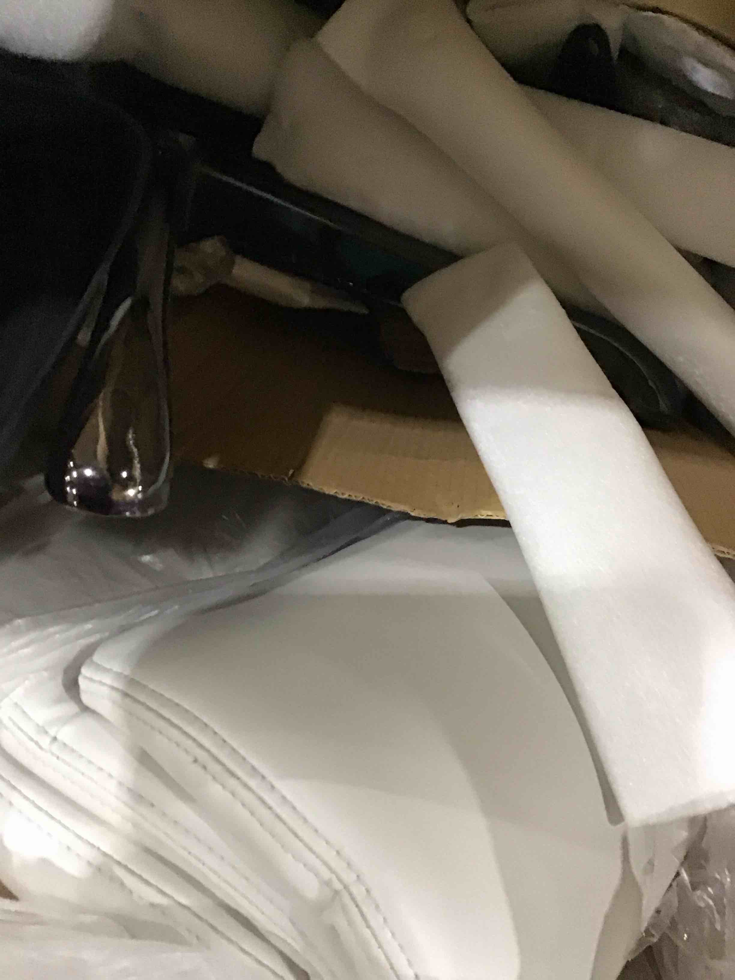 https://s3.amazonaws.com/lotting-images-prod/bidfta/GRA1793632_1750353241304.jpeg