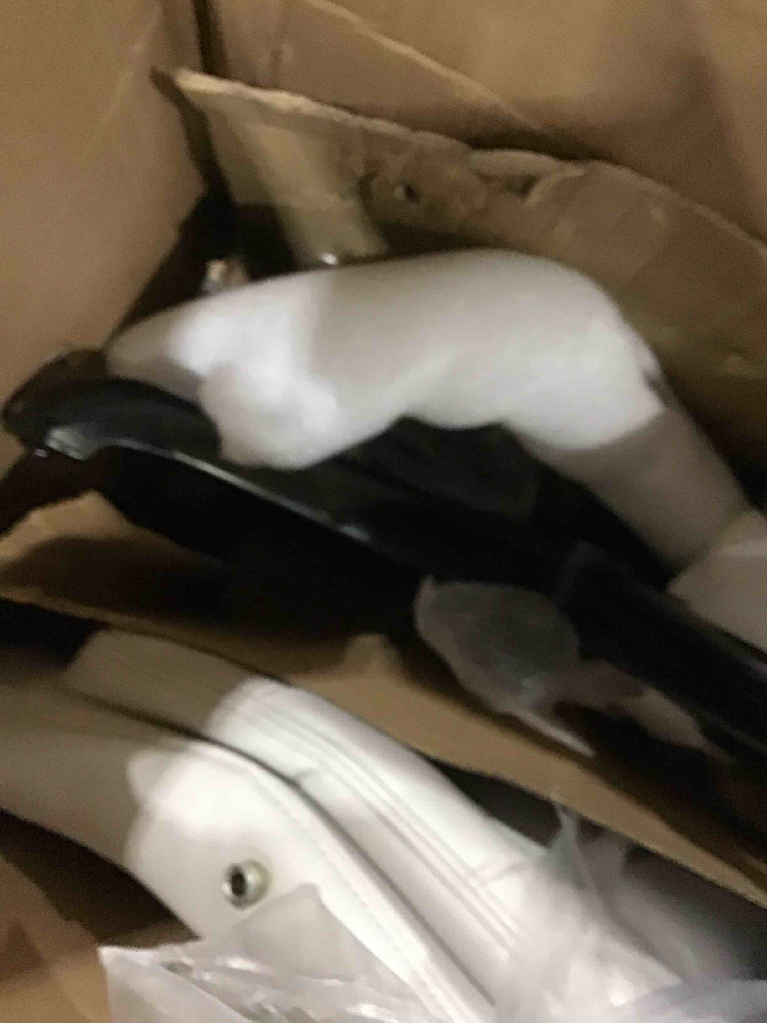 https://s3.amazonaws.com/lotting-images-prod/bidfta/GRA1793632_1750353247805.jpeg