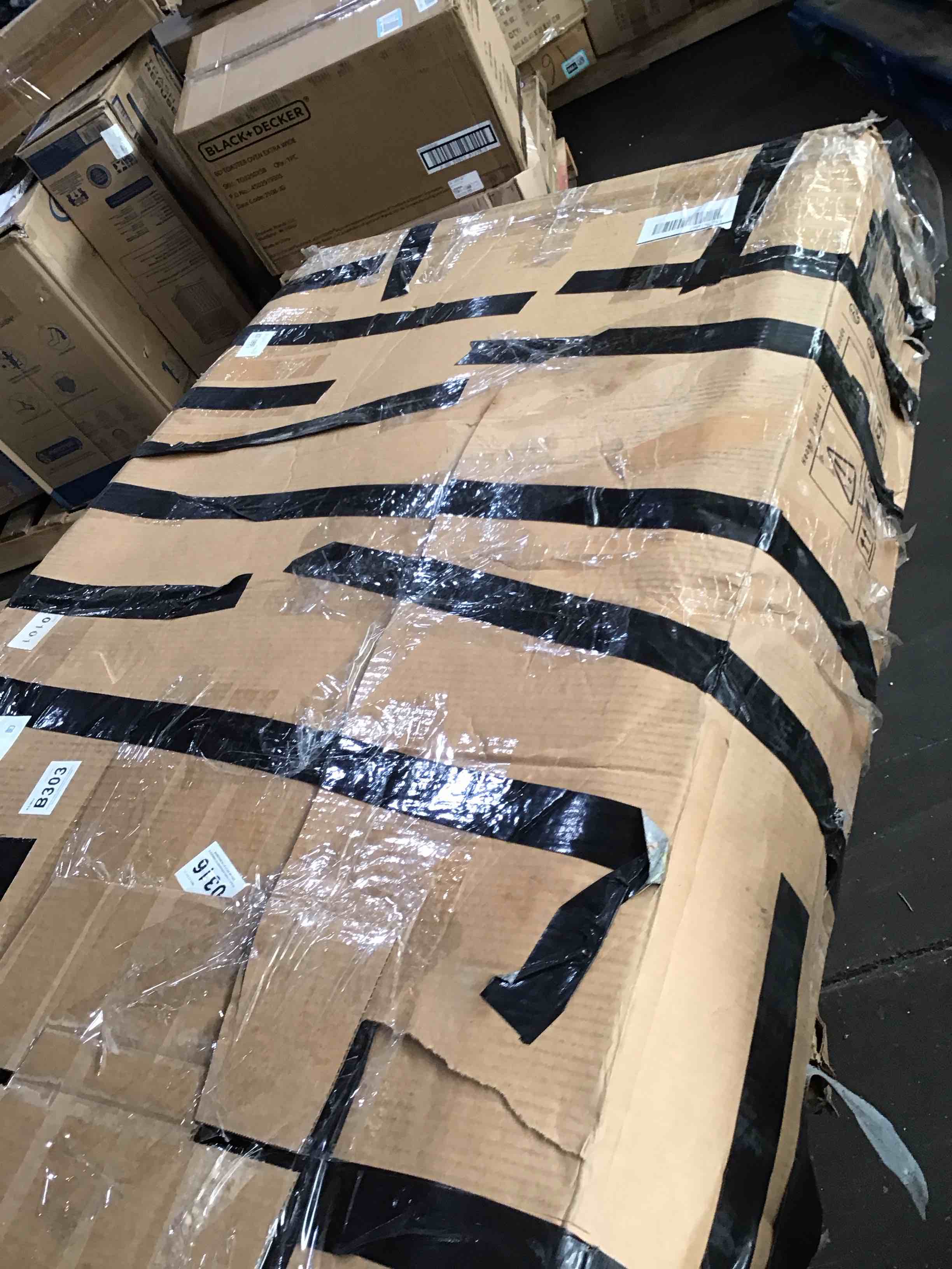 https://s3.amazonaws.com/lotting-images-prod/bidfta/GRA1793664_1750370023368.jpeg
