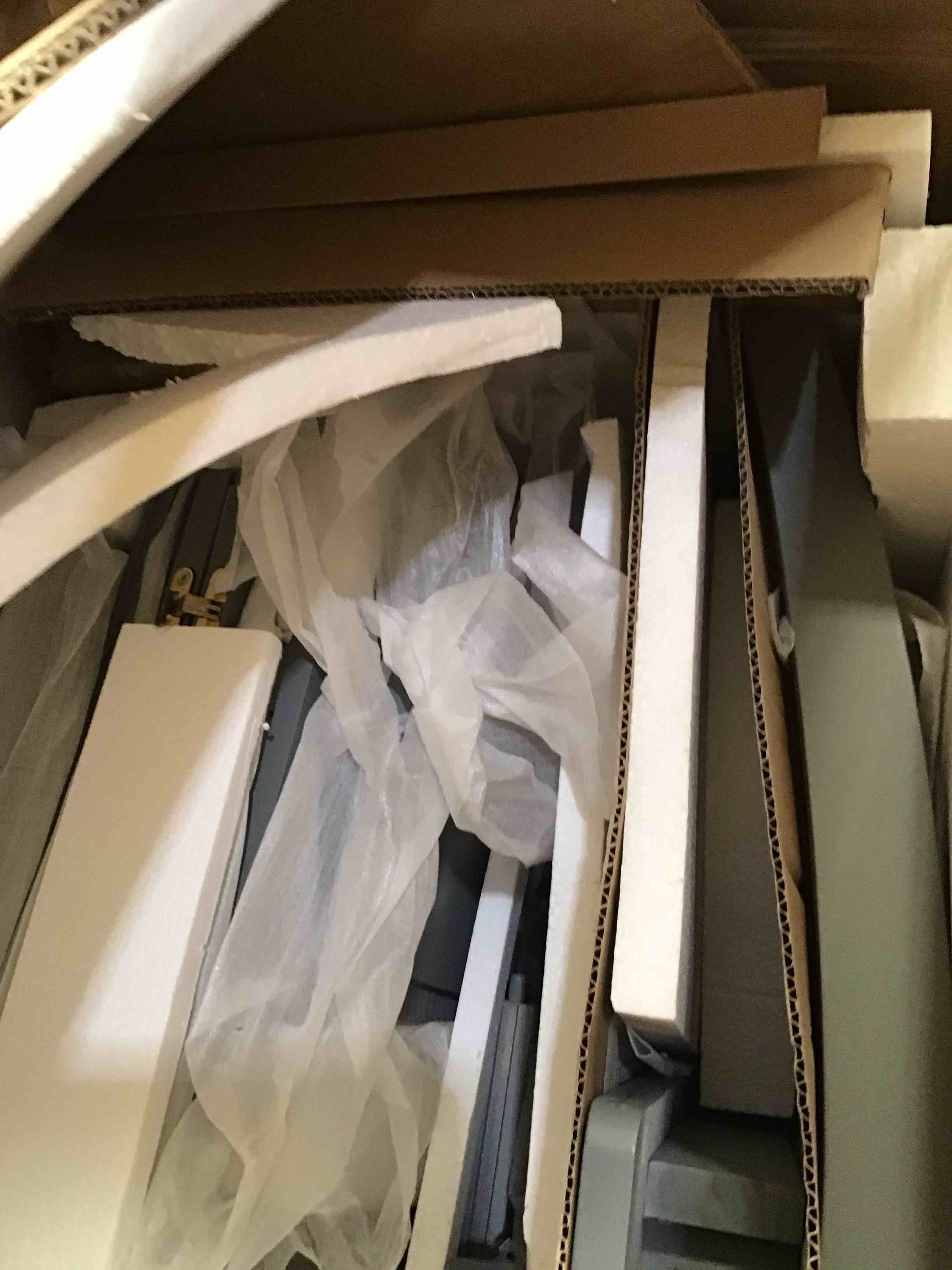 https://s3.amazonaws.com/lotting-images-prod/bidfta/GRA1793714_1750455454580.jpeg