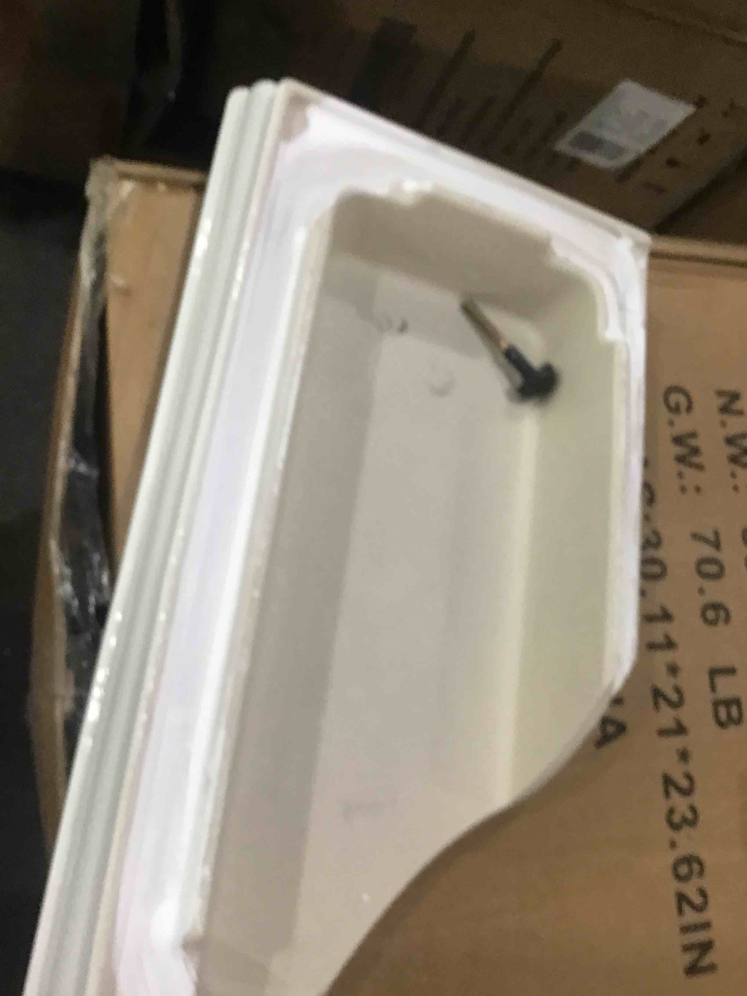 https://s3.amazonaws.com/lotting-images-prod/bidfta/GRA1793771_1750782319030.jpeg