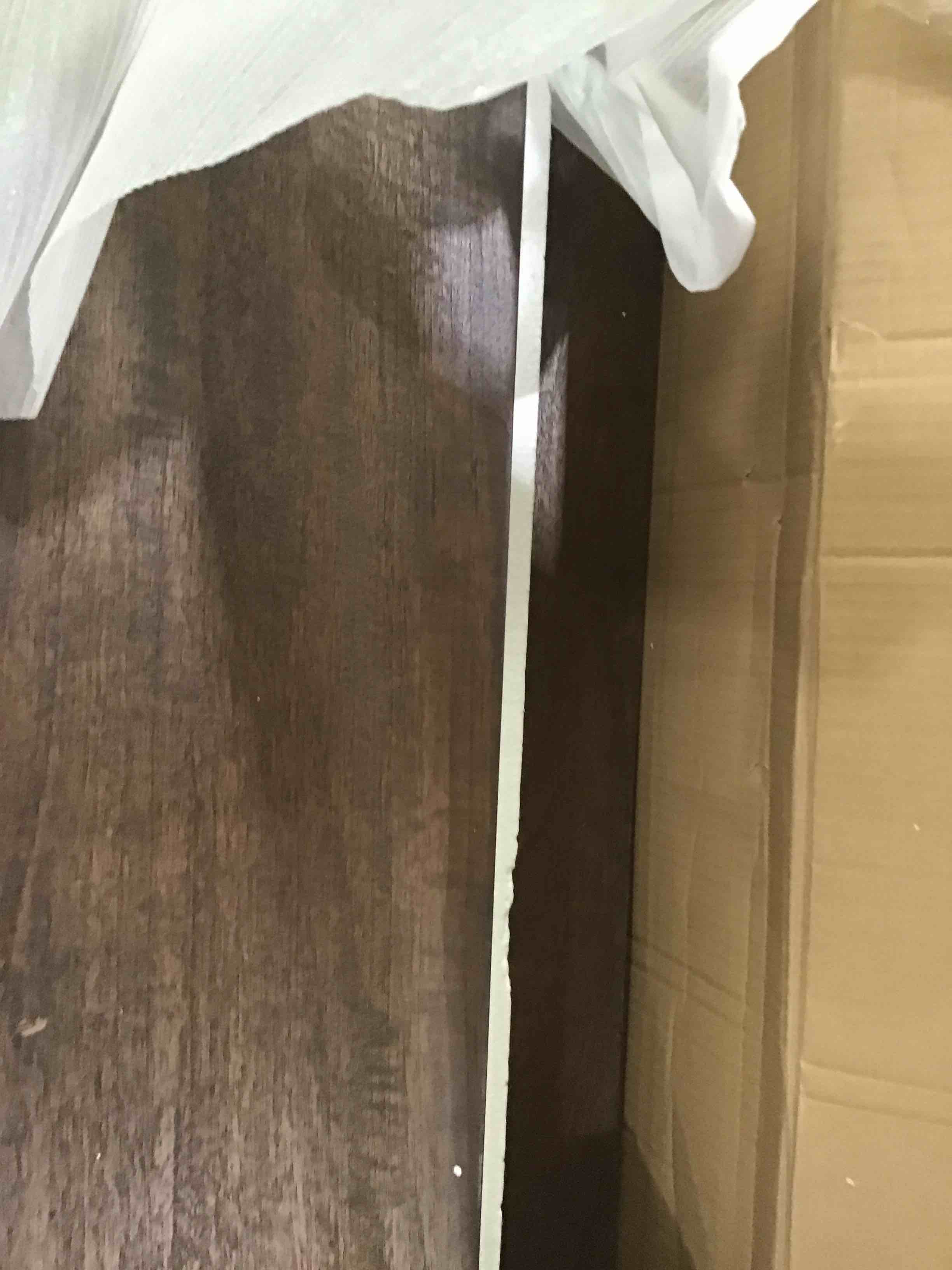 https://s3.amazonaws.com/lotting-images-prod/bidfta/GRA1793796_1750796204043.jpeg
