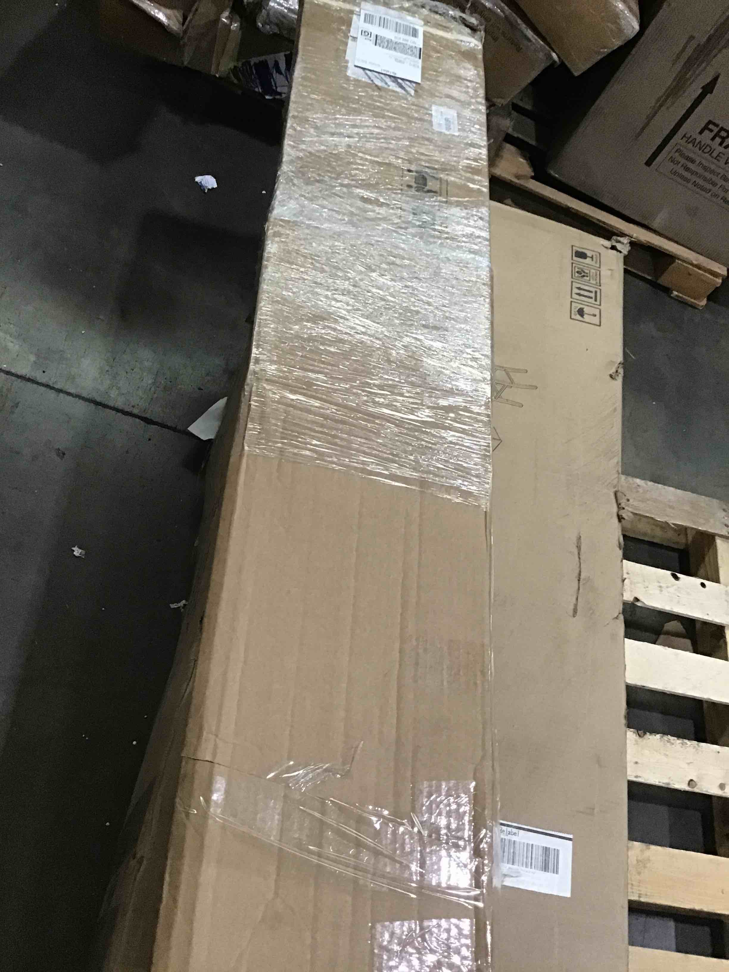 https://s3.amazonaws.com/lotting-images-prod/bidfta/GRA1793803_1750802022655.jpeg