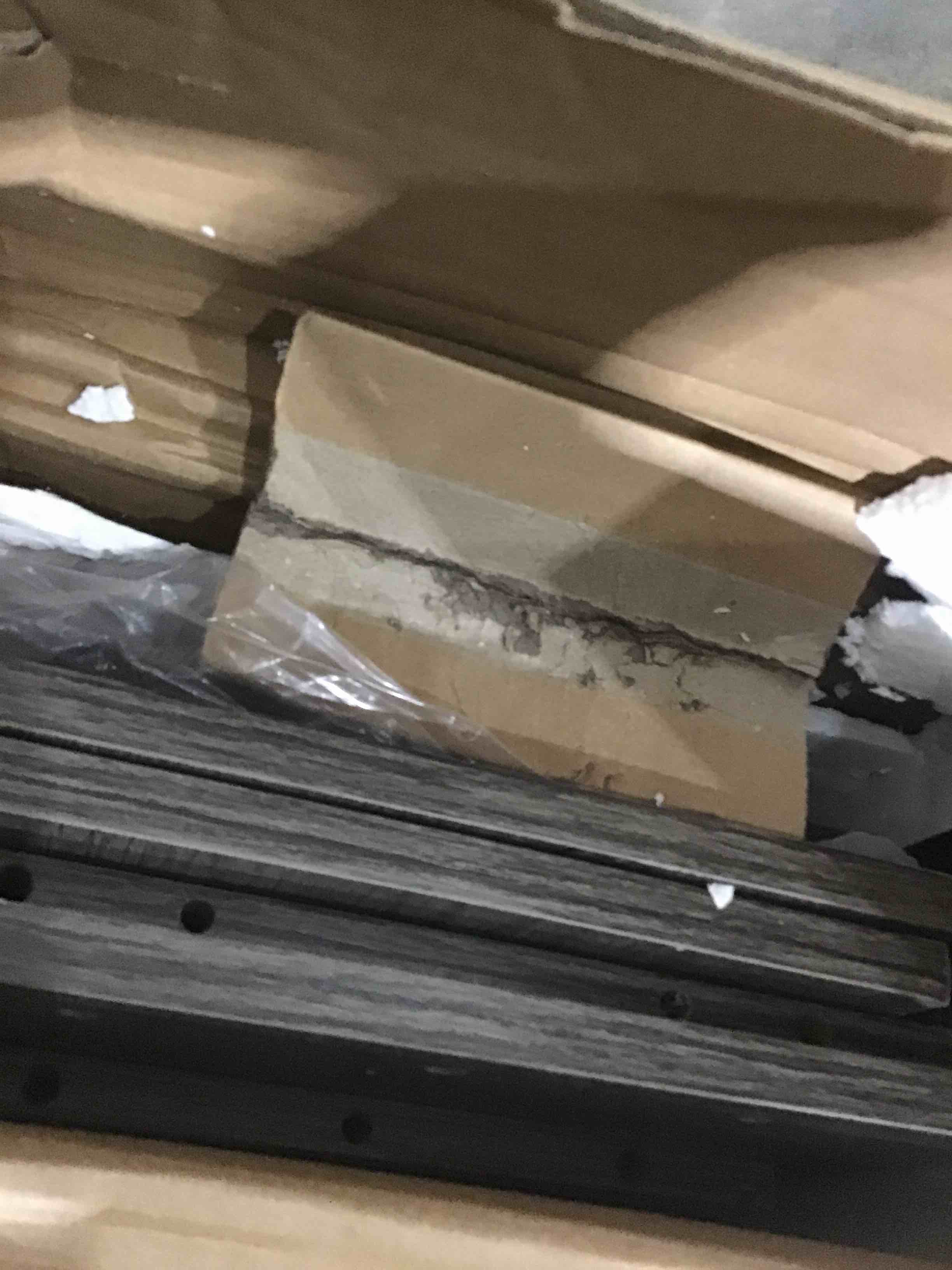 https://s3.amazonaws.com/lotting-images-prod/bidfta/GRA1793805_1750802459727.jpeg
