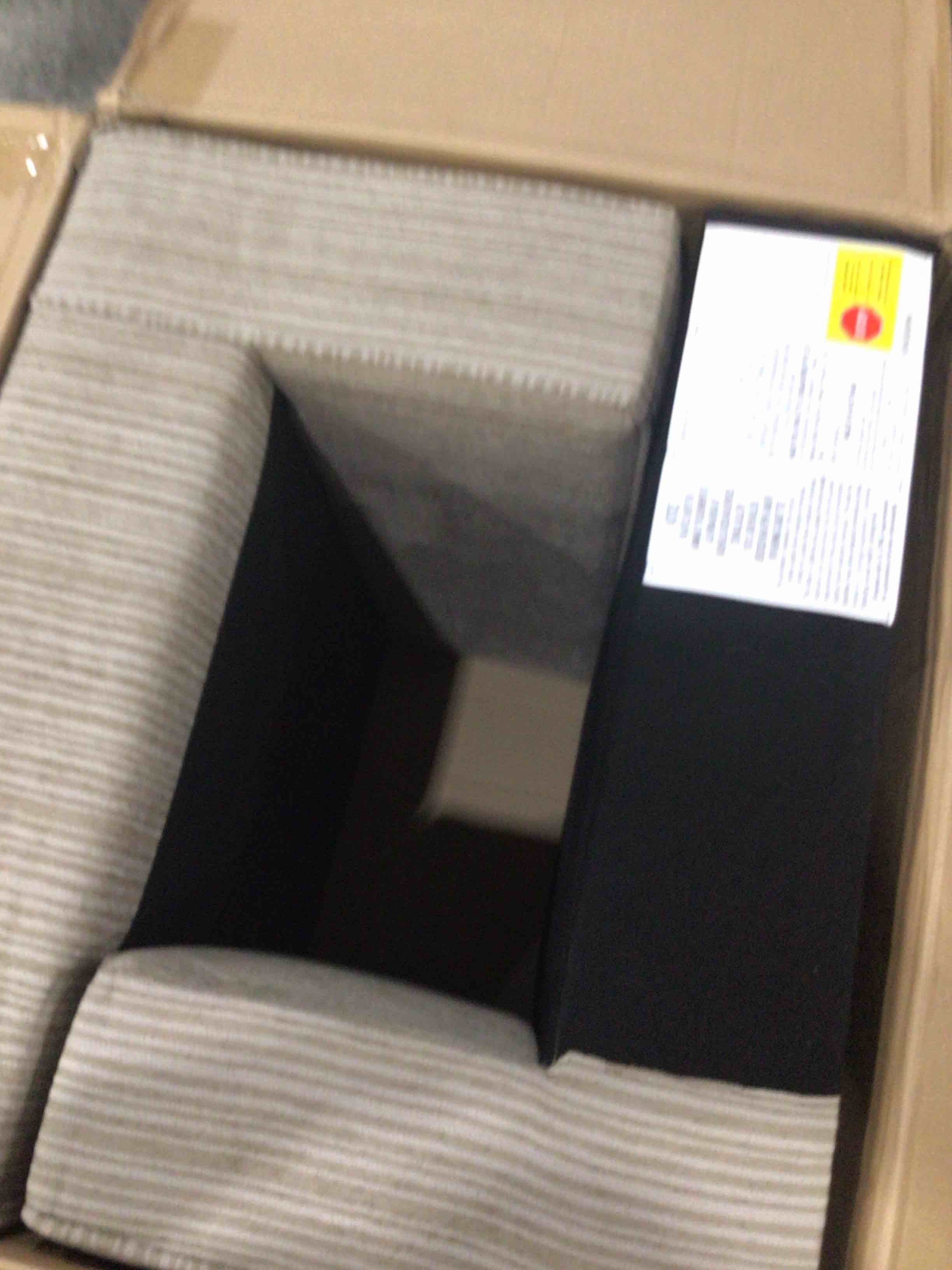 https://s3.amazonaws.com/lotting-images-prod/bidfta/GRA1793953_1751296222156.jpeg