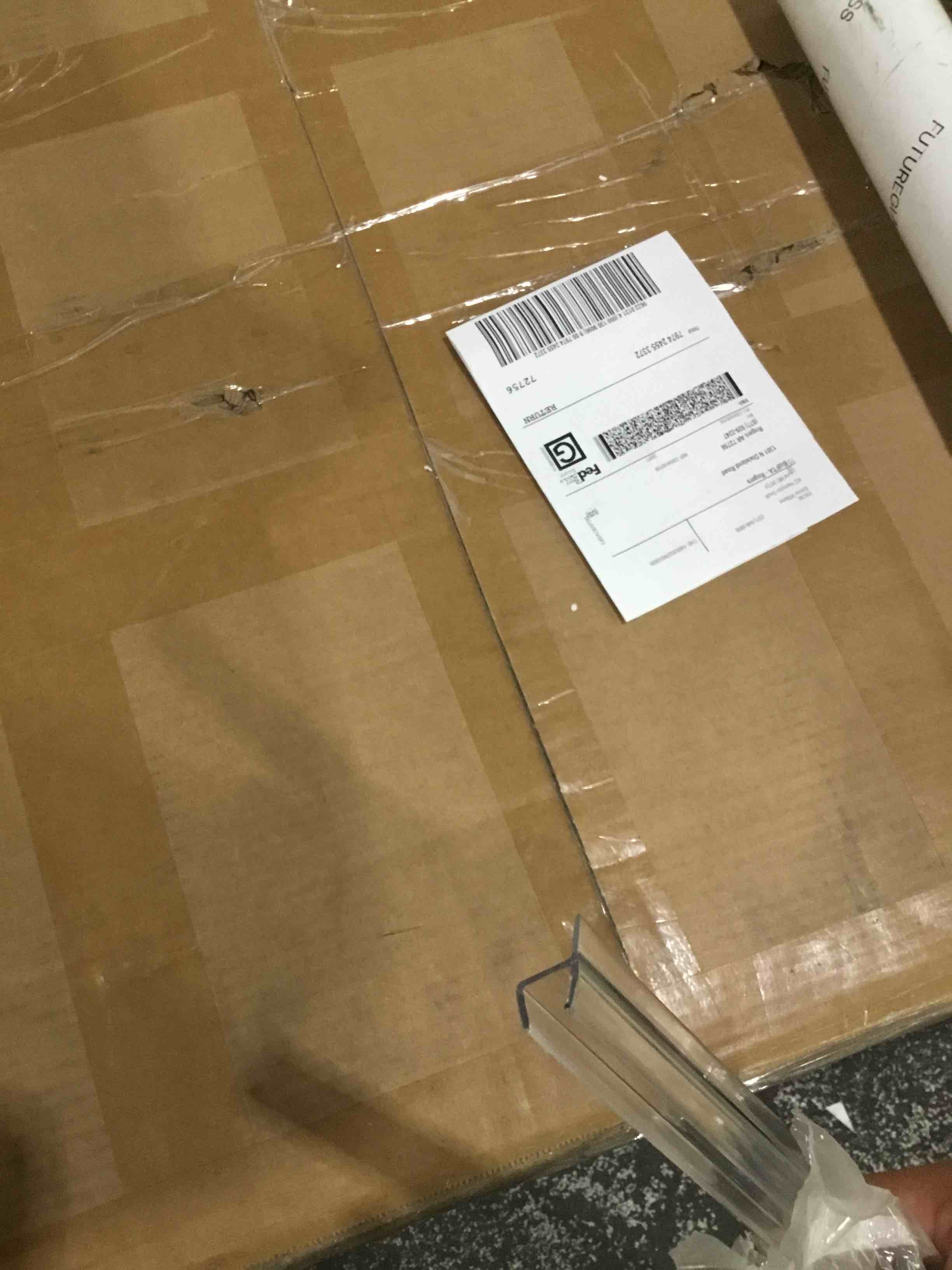 https://s3.amazonaws.com/lotting-images-prod/bidfta/GRA1794002_1751388481554.jpeg