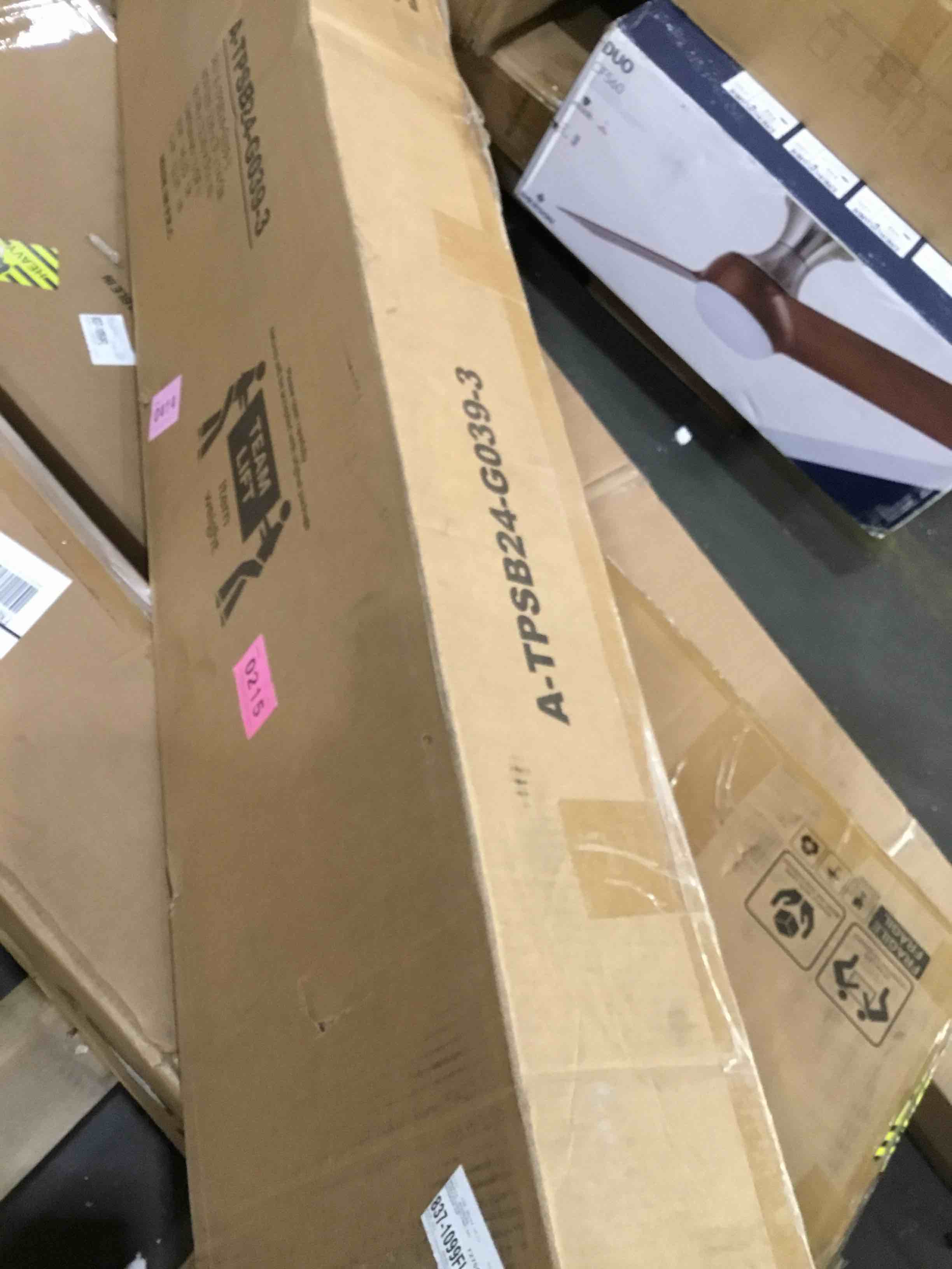 https://s3.amazonaws.com/lotting-images-prod/bidfta/GRA1794071_1751490295378.jpeg