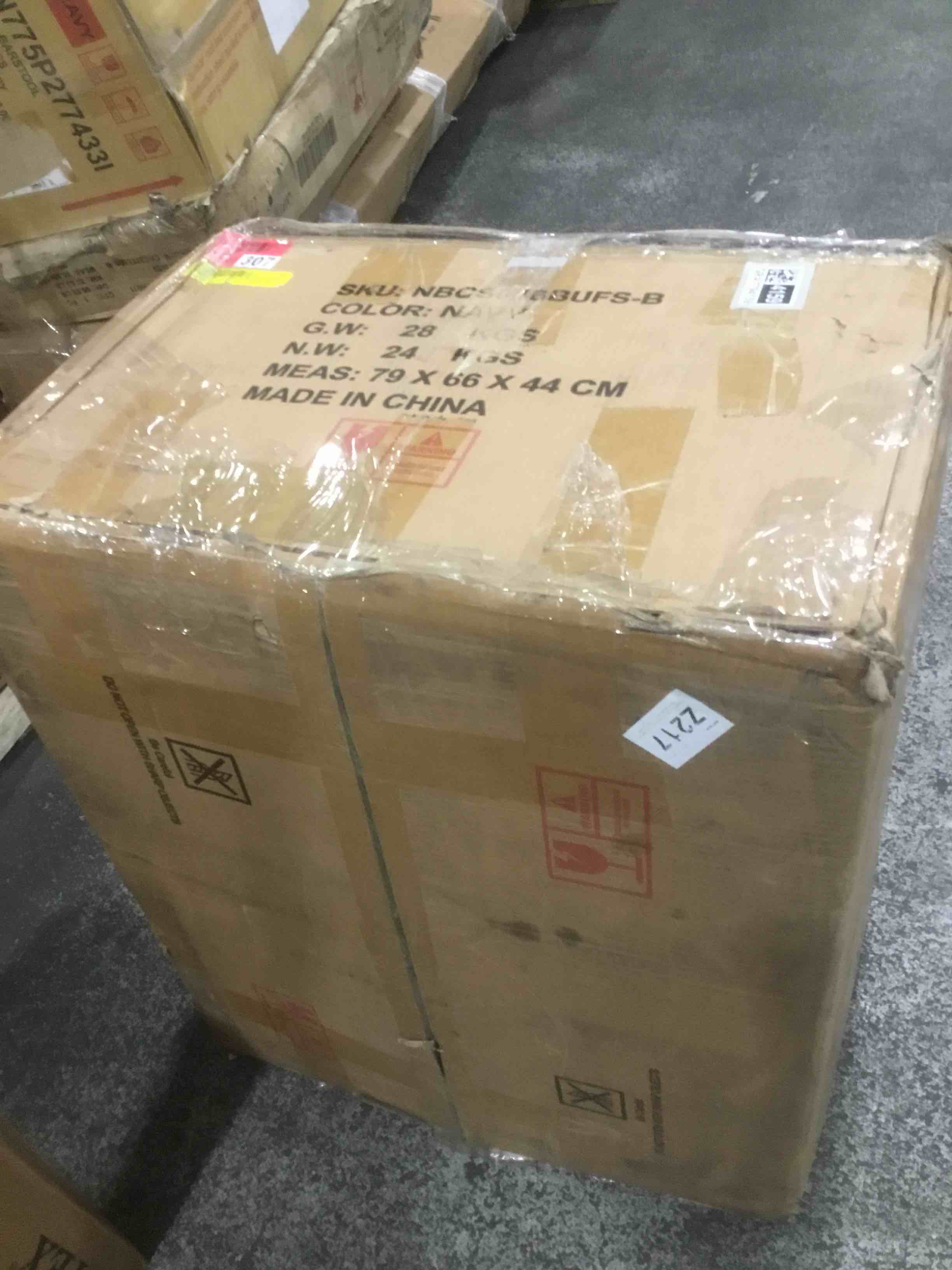 https://s3.amazonaws.com/lotting-images-prod/bidfta/GRA1794159_1751989345747.jpeg