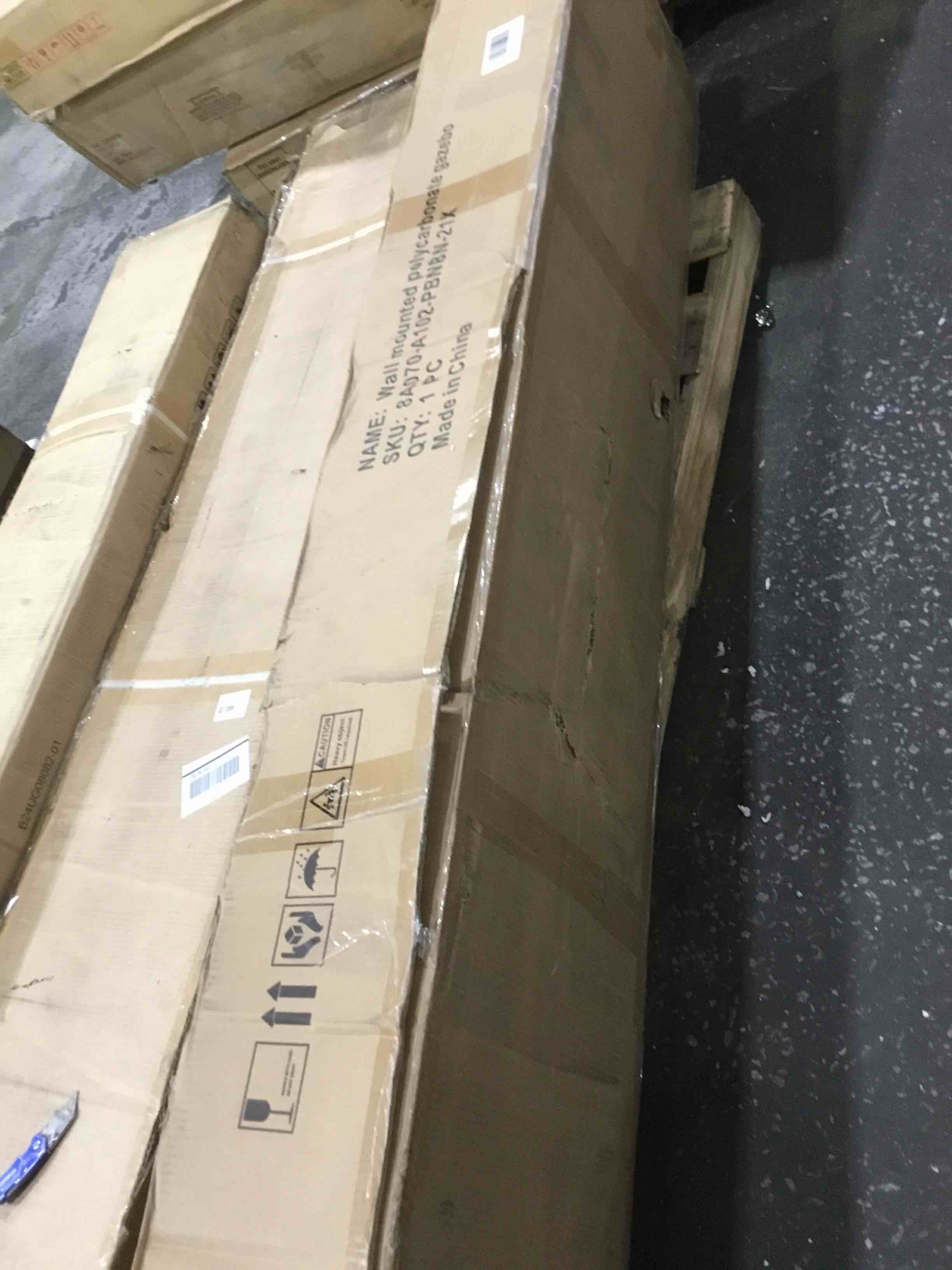 https://s3.amazonaws.com/lotting-images-prod/bidfta/GRA1794237_1752166836307.jpeg