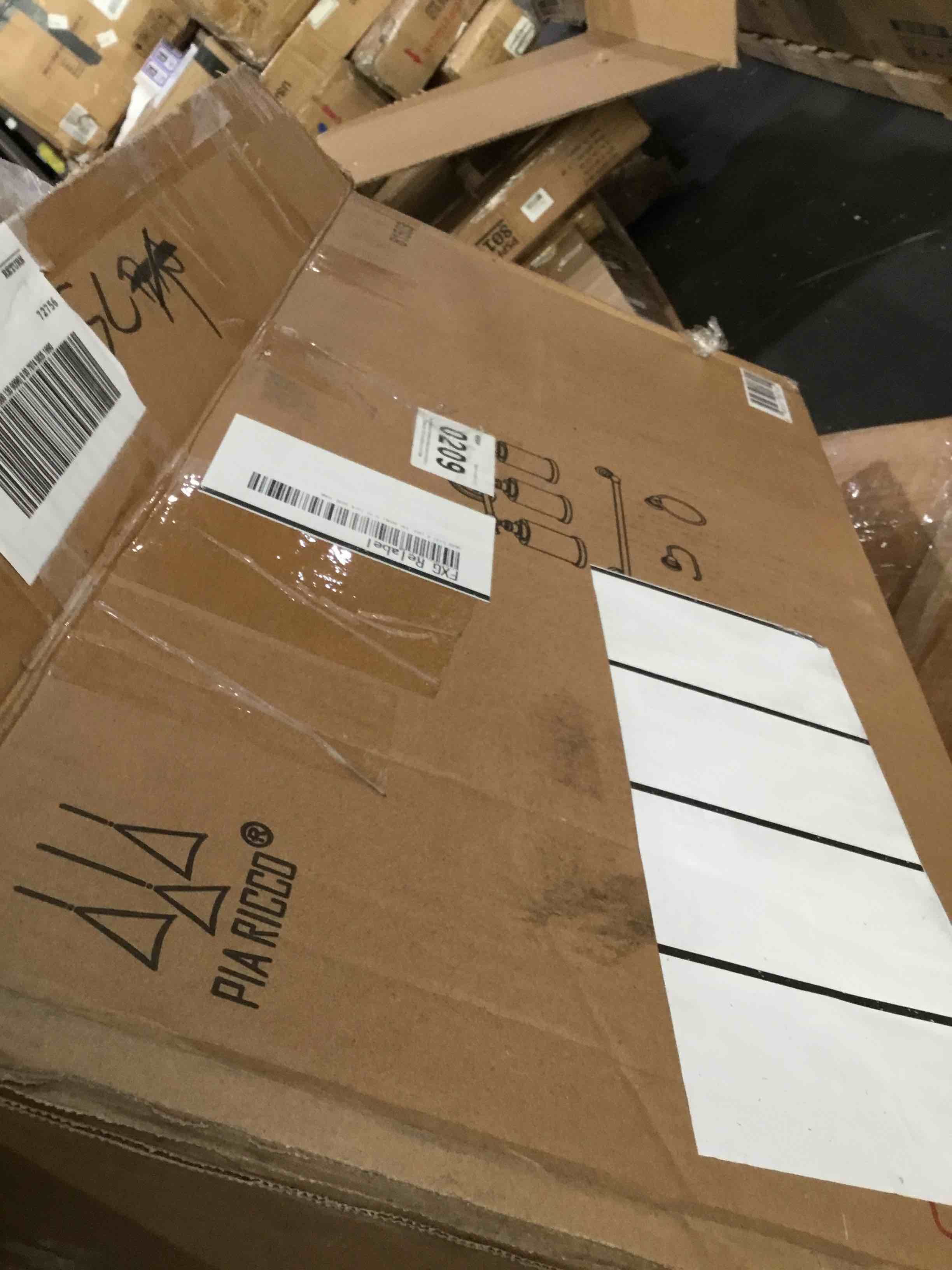 https://s3.amazonaws.com/lotting-images-prod/bidfta/GRA1794385_1752776583630.jpeg