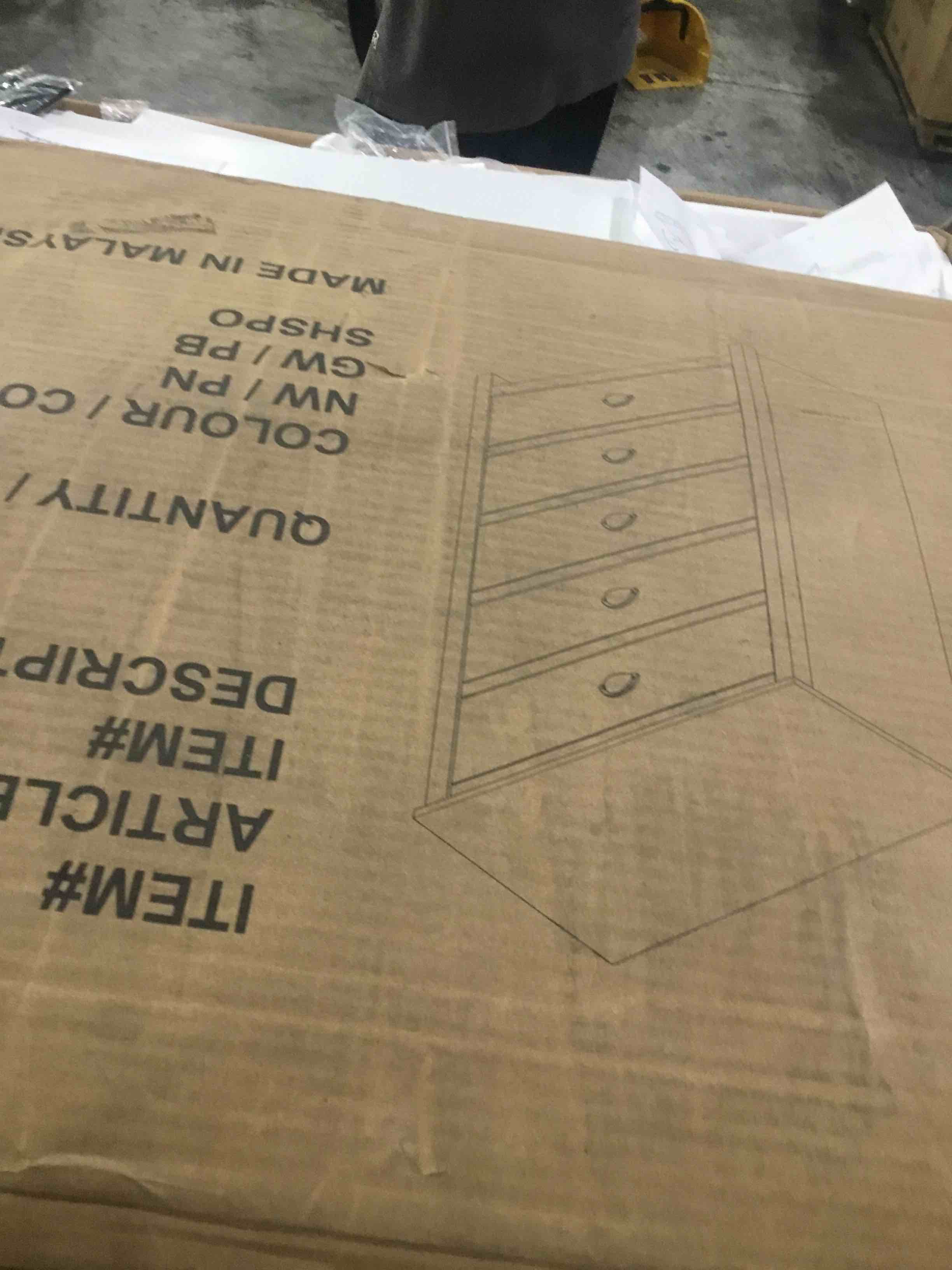 https://s3.amazonaws.com/lotting-images-prod/bidfta/GRA1794406_1752854967780.jpeg