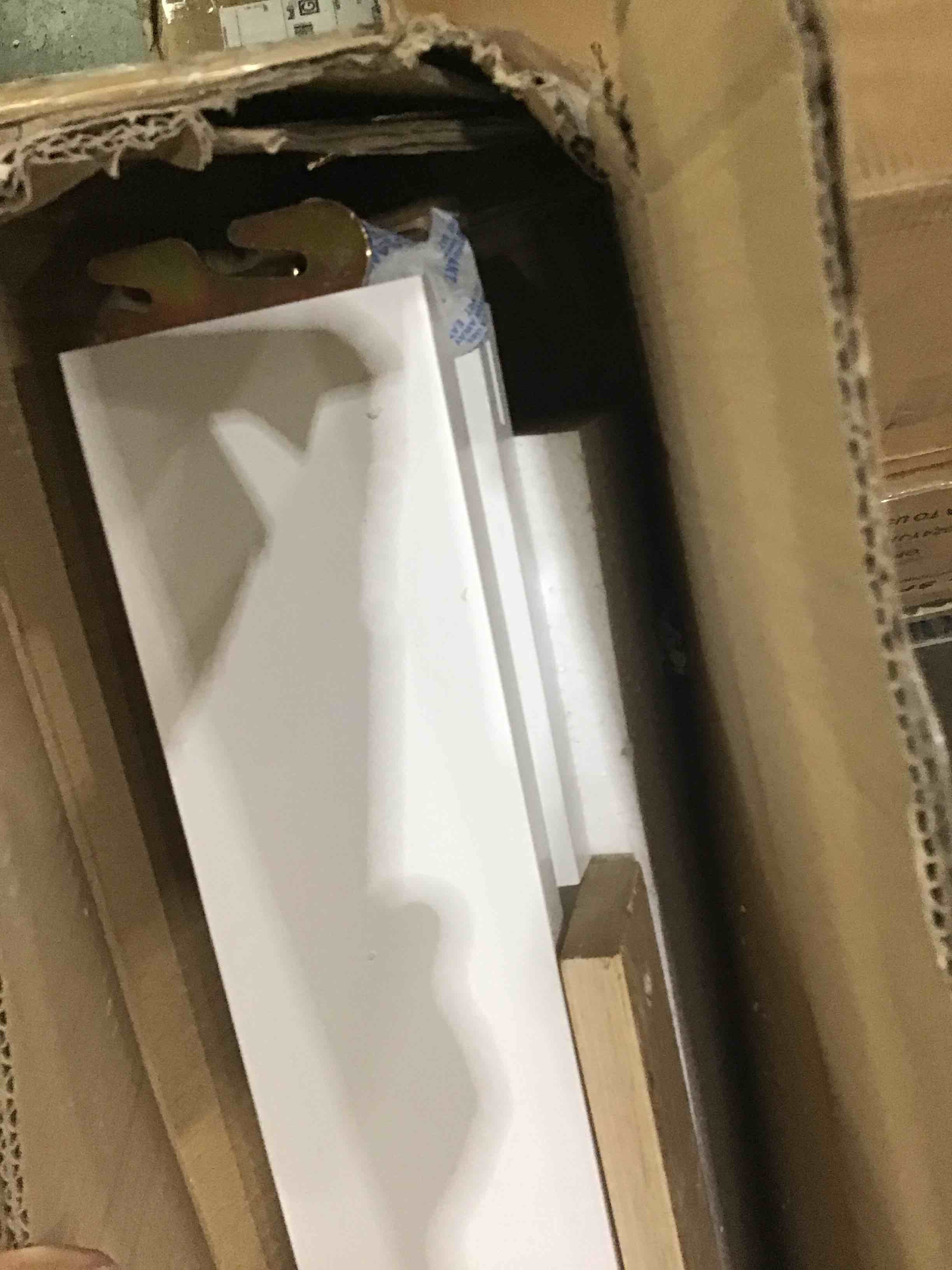 https://s3.amazonaws.com/lotting-images-prod/bidfta/GRA1794437_1753116805297.jpeg
