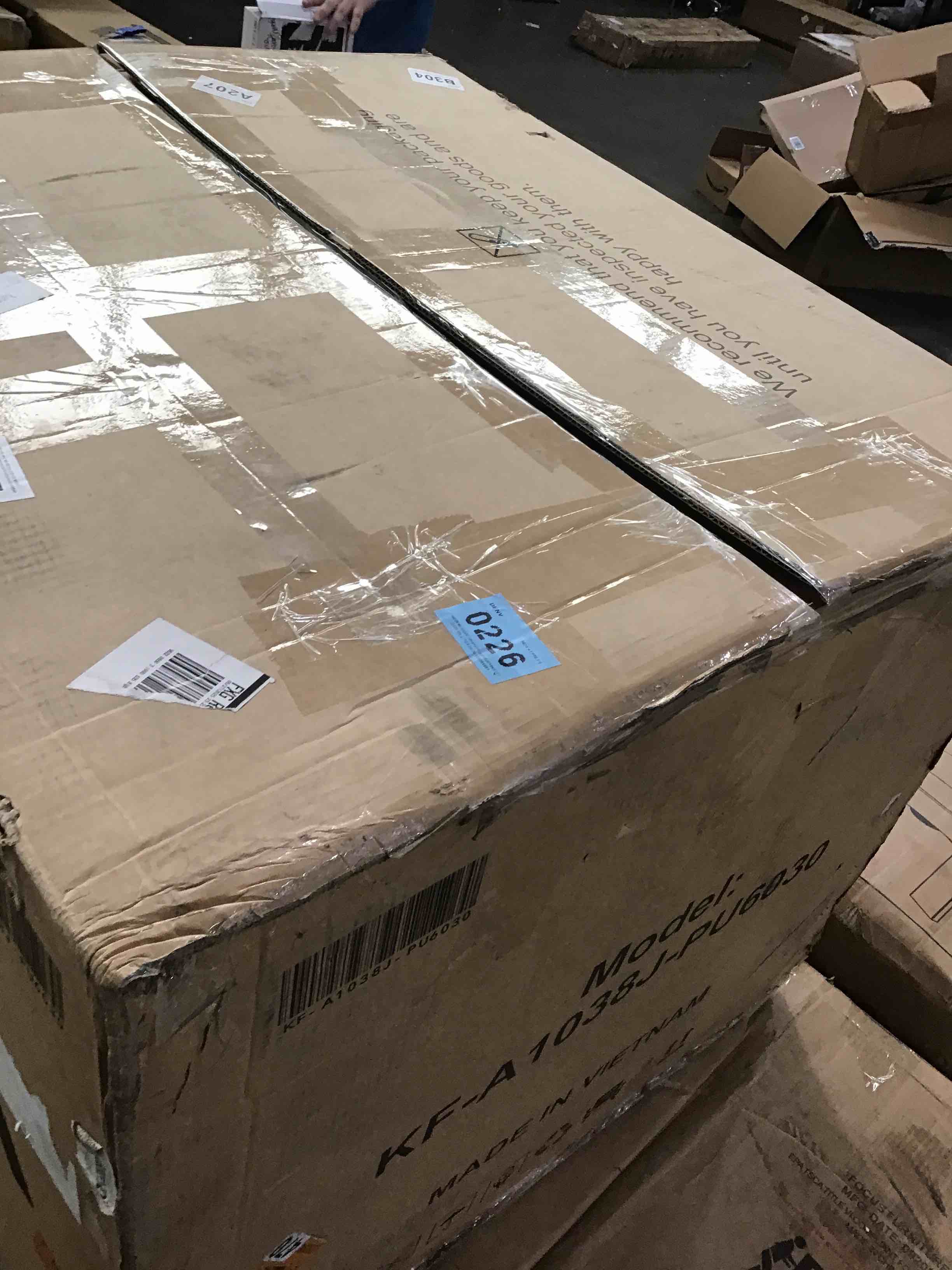 https://s3.amazonaws.com/lotting-images-prod/bidfta/GRA1794450_1753130299098.jpeg