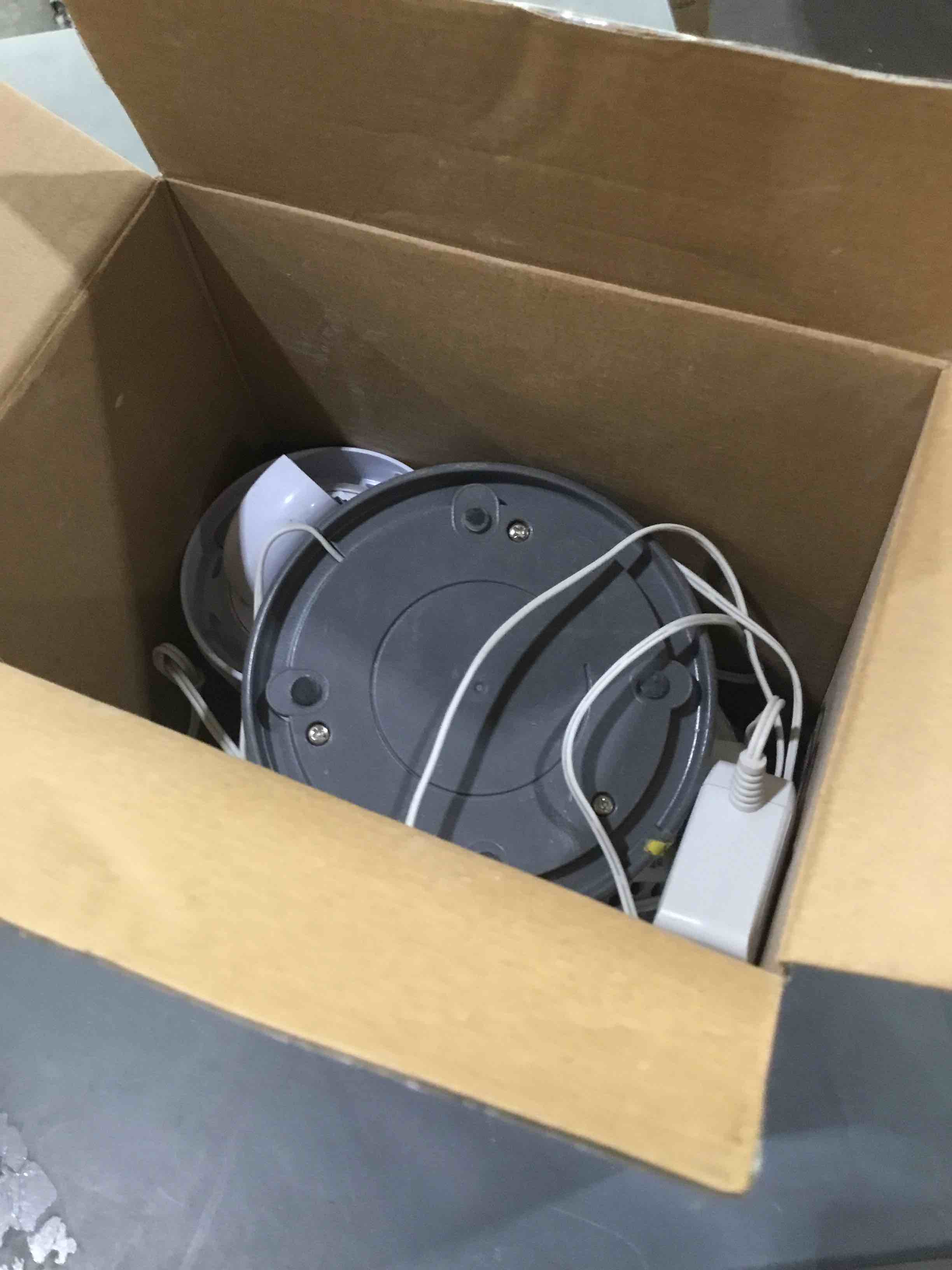 https://s3.amazonaws.com/lotting-images-prod/bidfta/GRA1795906_1746135443108.jpeg