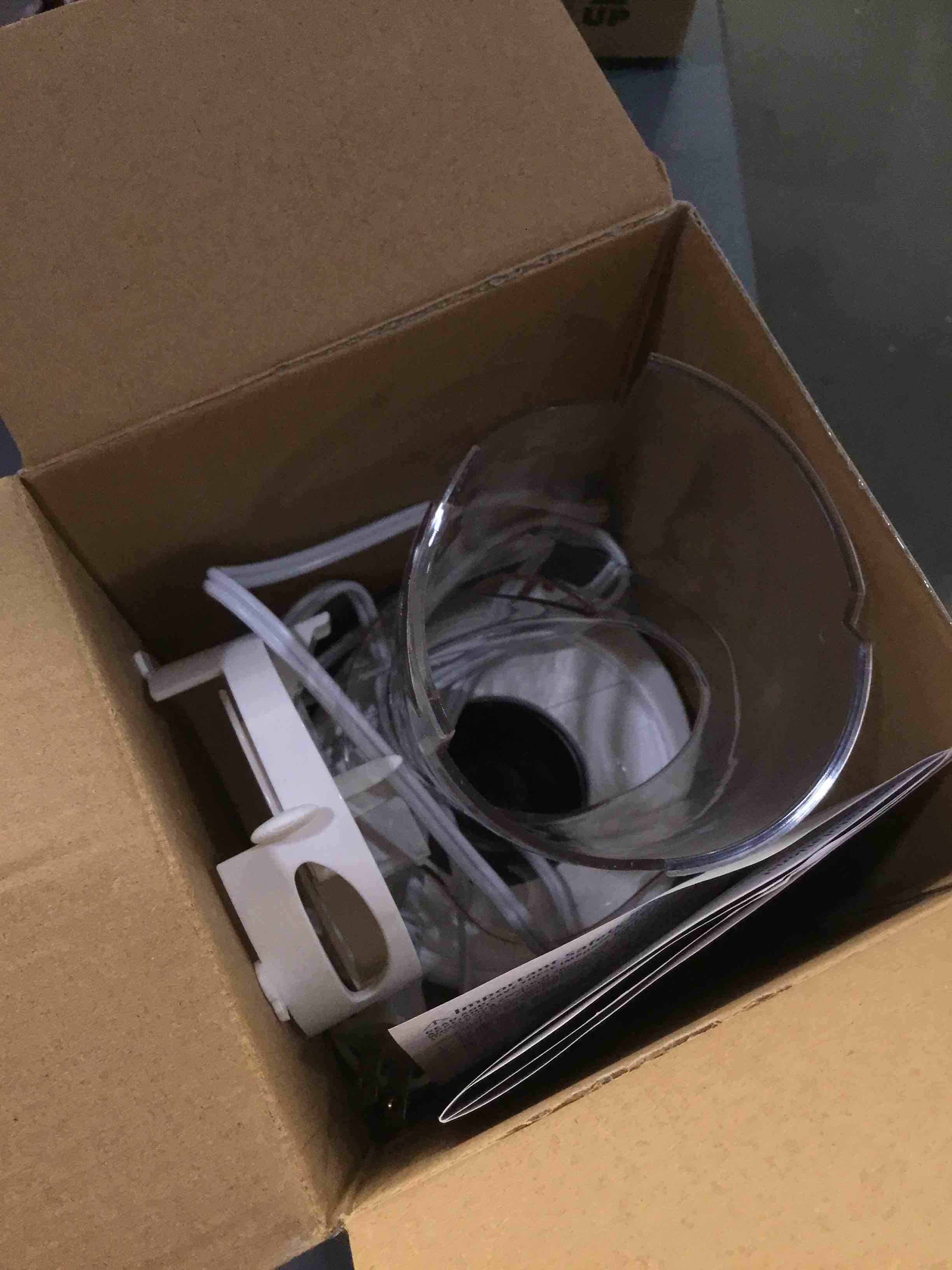 https://s3.amazonaws.com/lotting-images-prod/bidfta/GRA1796019_1746220309852.jpeg
