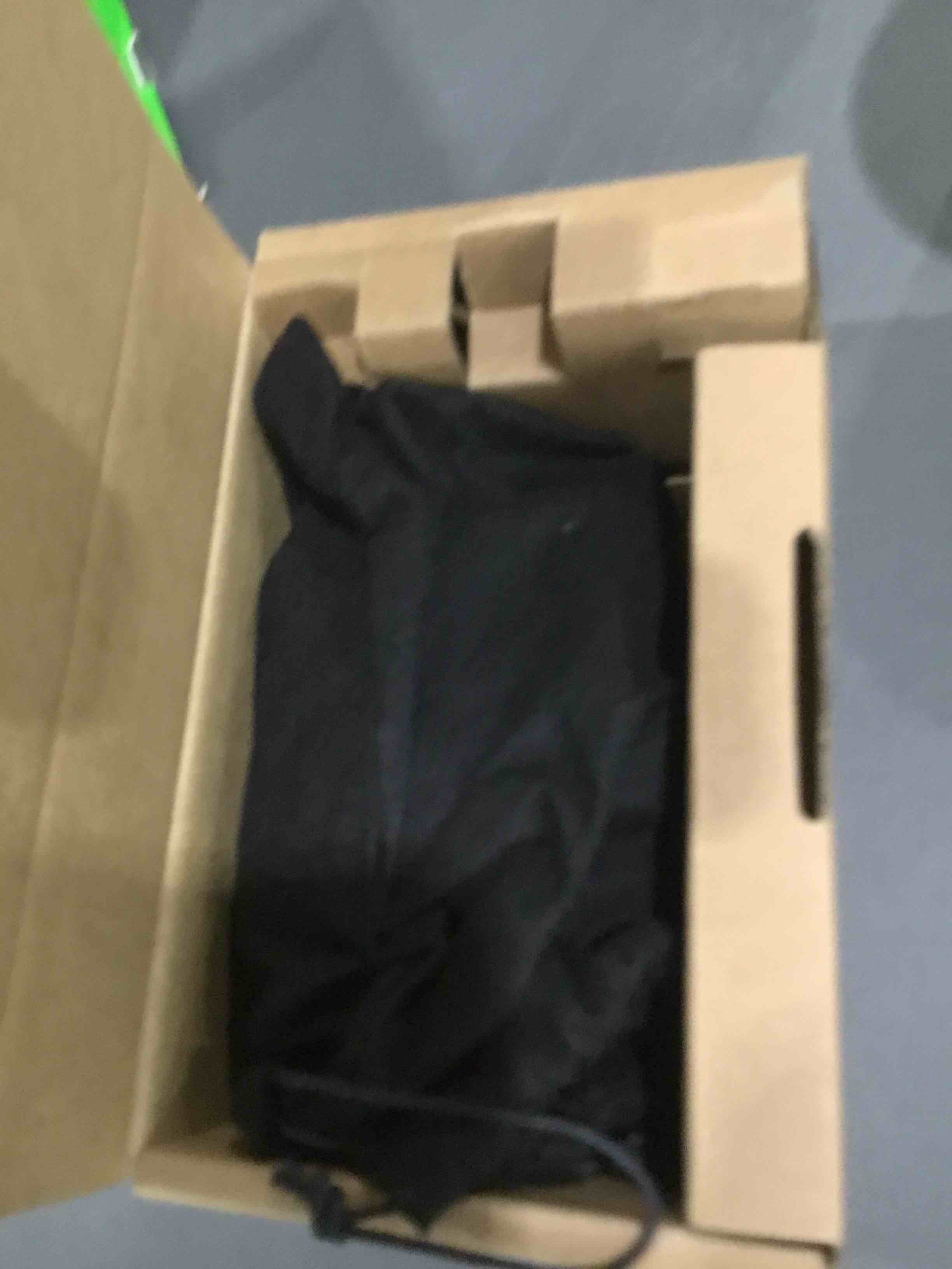 https://s3.amazonaws.com/lotting-images-prod/bidfta/GRA1796380_1746719658429.jpeg
