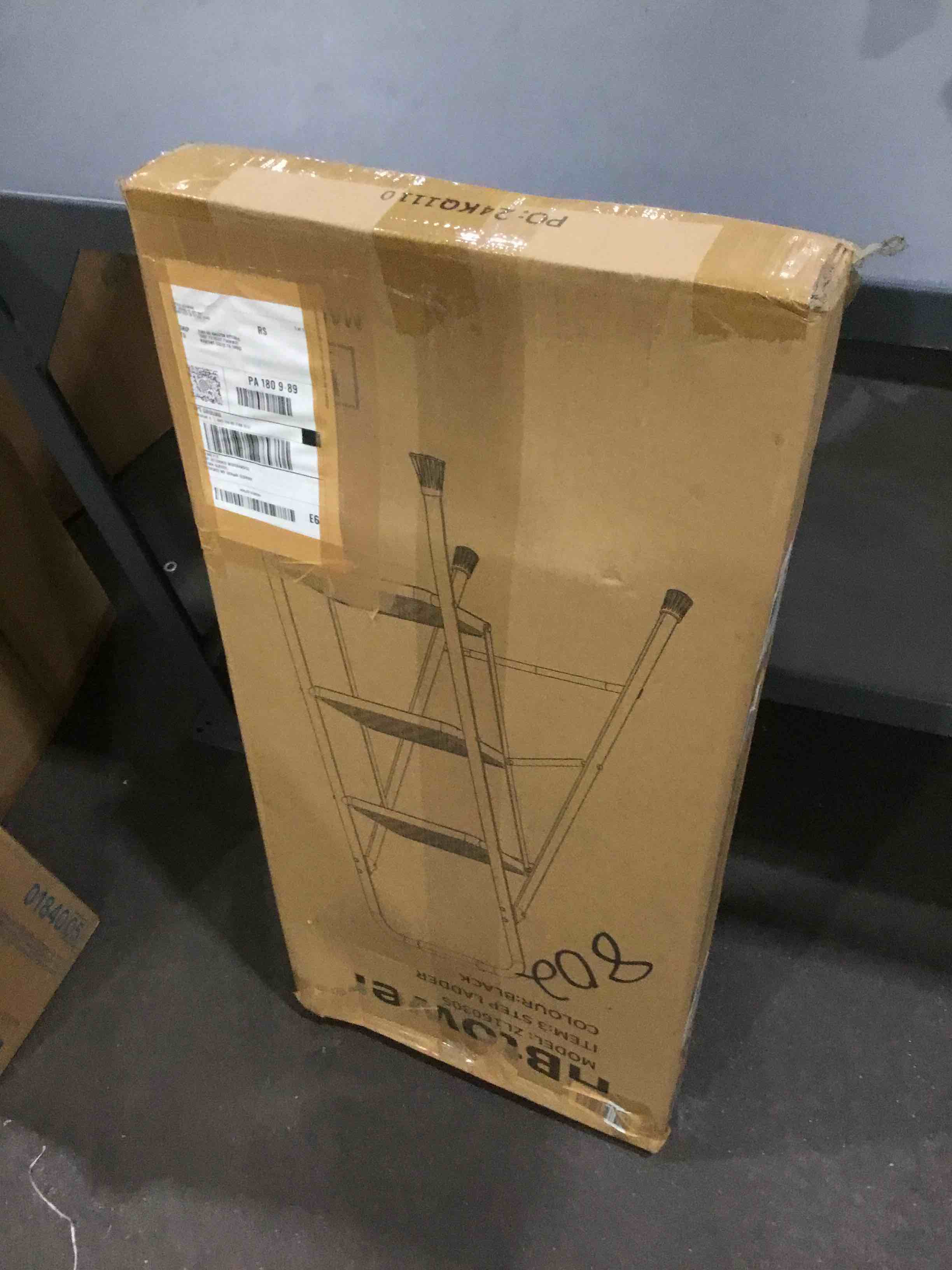 https://s3.amazonaws.com/lotting-images-prod/bidfta/GRA1796430_1746731367605.jpeg