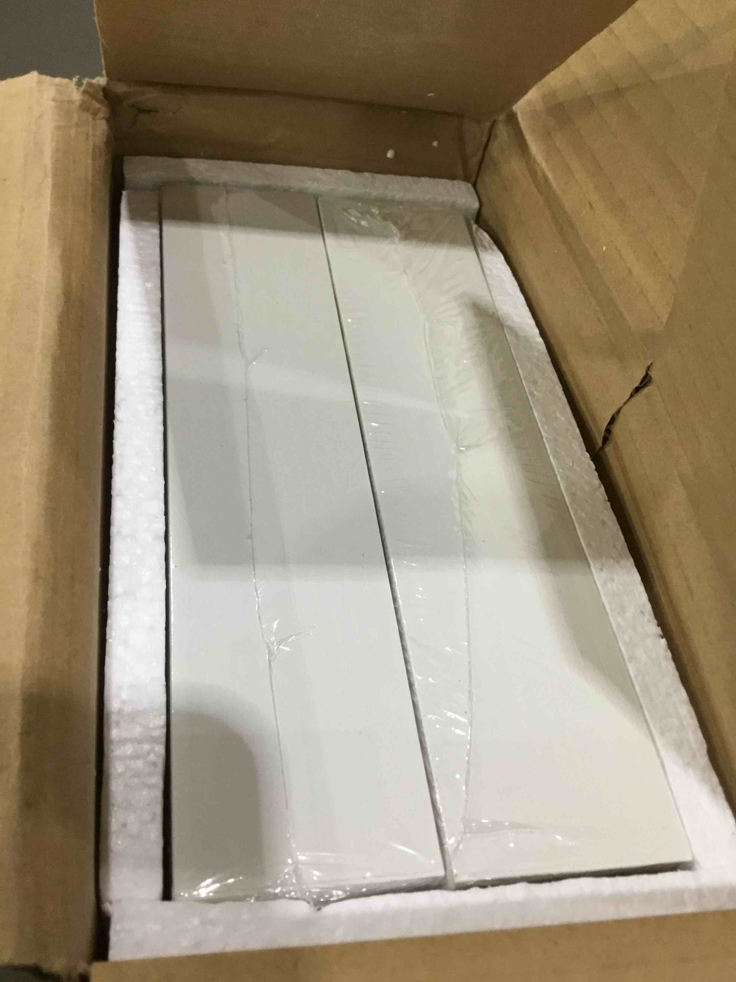 https://s3.amazonaws.com/lotting-images-prod/bidfta/GRA1796777_1747239114729.jpeg