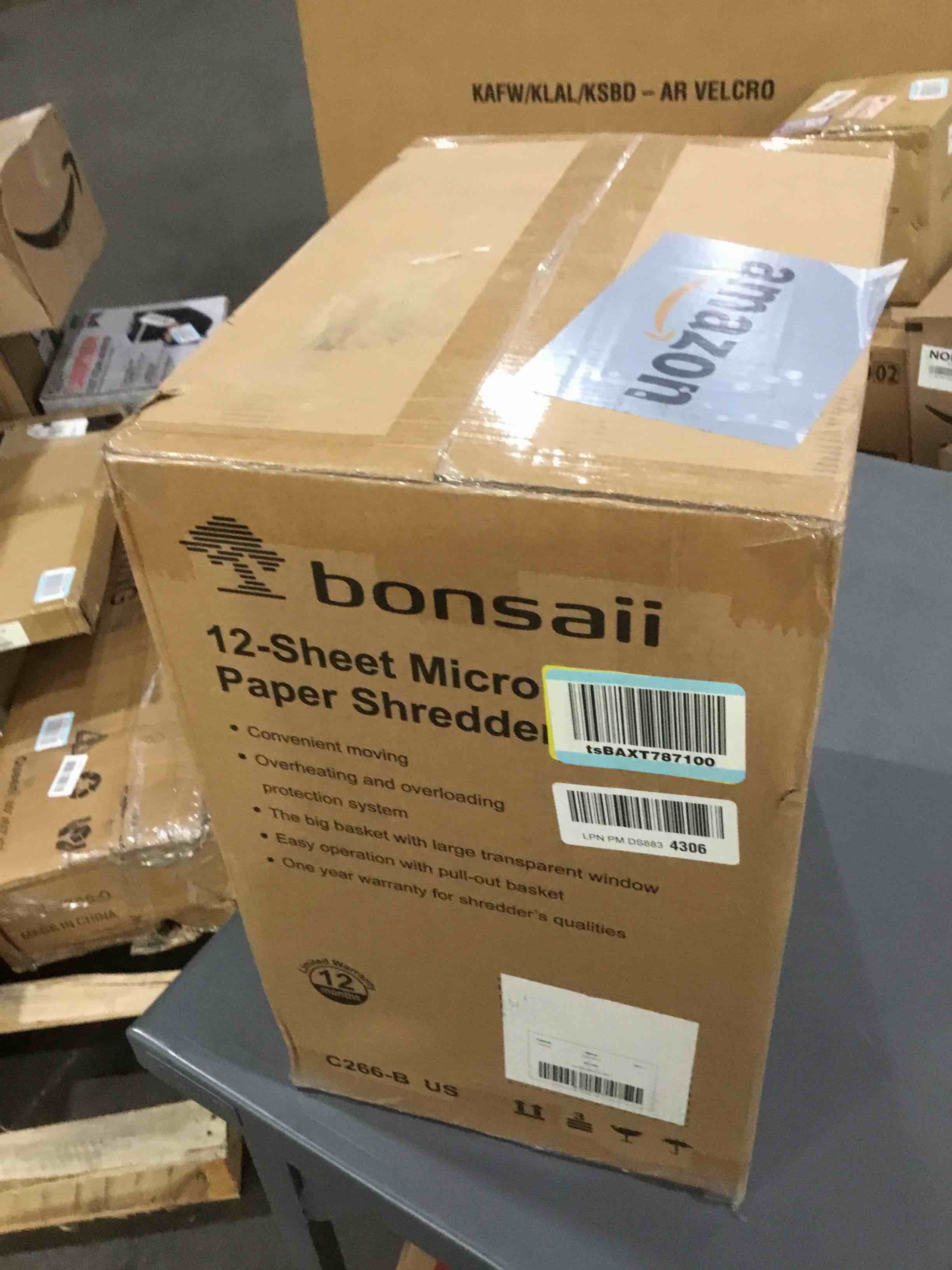 https://s3.amazonaws.com/lotting-images-prod/bidfta/GRA1797403_1748013903303.jpeg