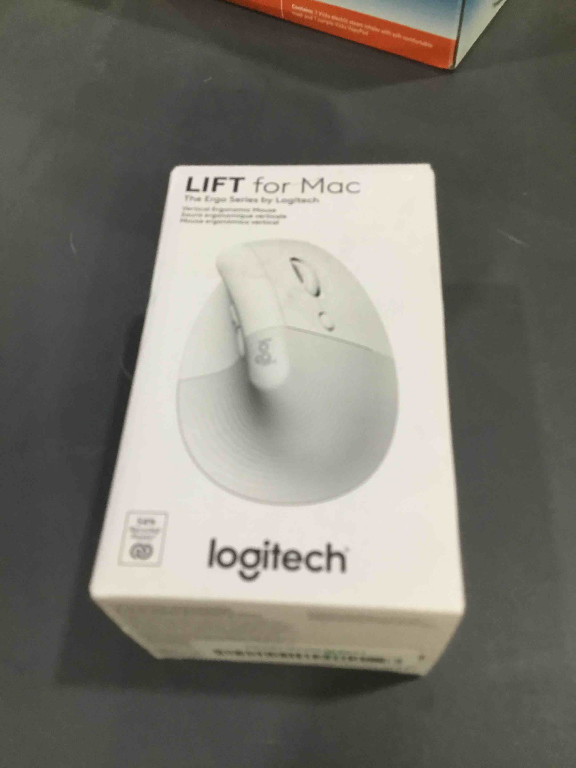 https://s3.amazonaws.com/lotting-images-prod/bidfta/GRA1797656_1748543697110.jpeg