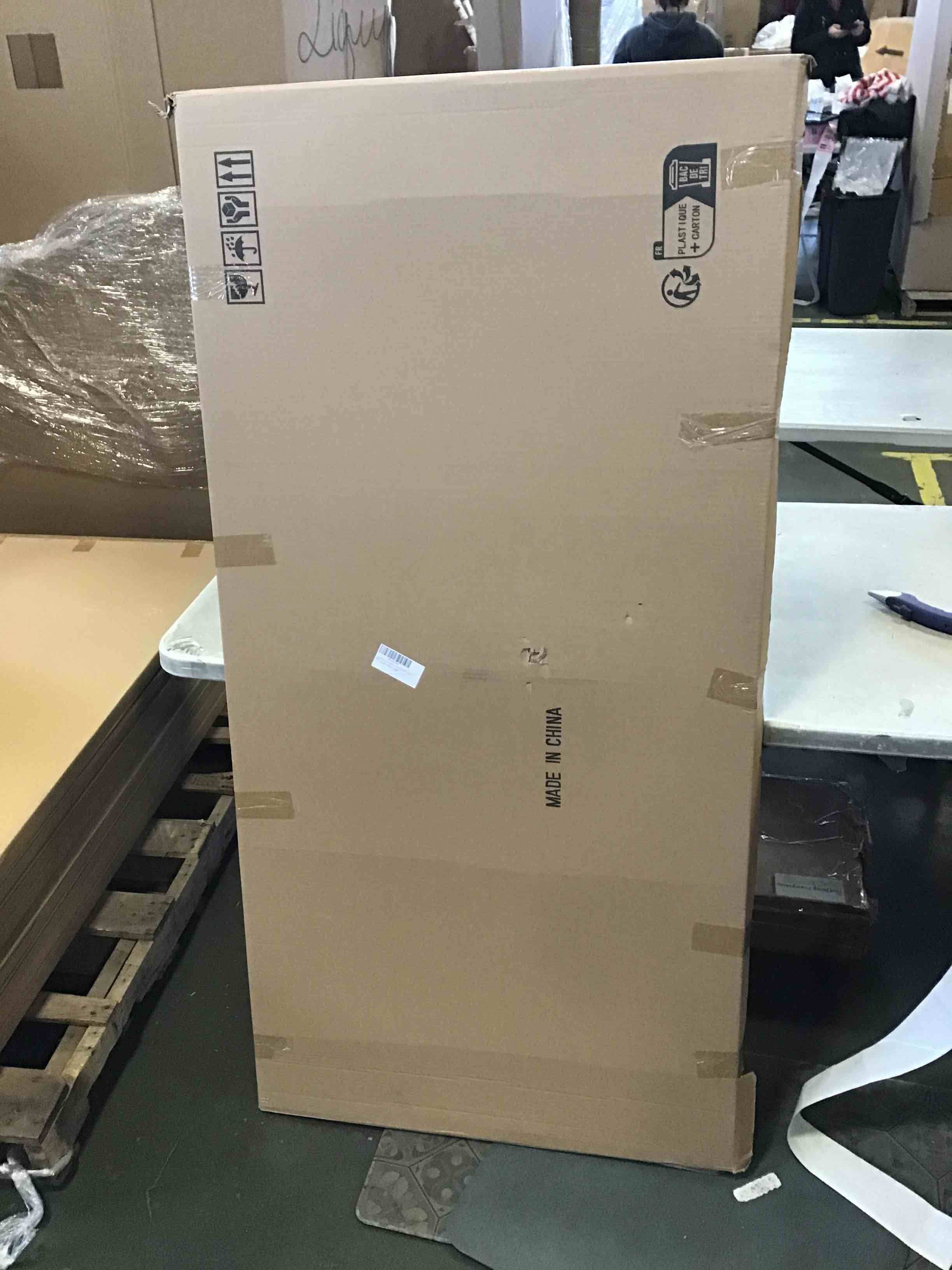 https://s3.amazonaws.com/lotting-images-prod/bidfta/GRA1865459_1735845785920.jpeg