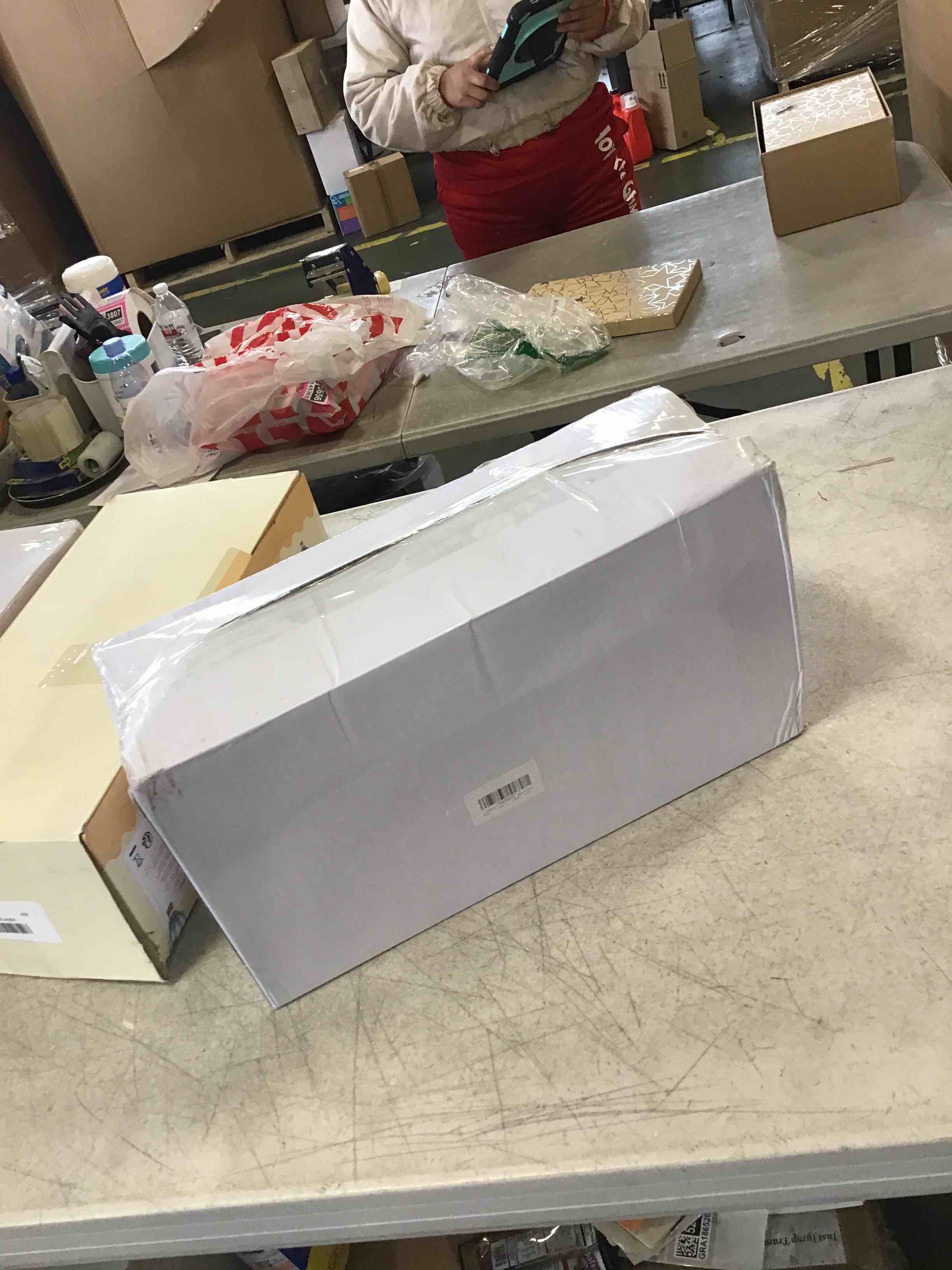 https://s3.amazonaws.com/lotting-images-prod/bidfta/GRA1865749_1736354989502.jpeg