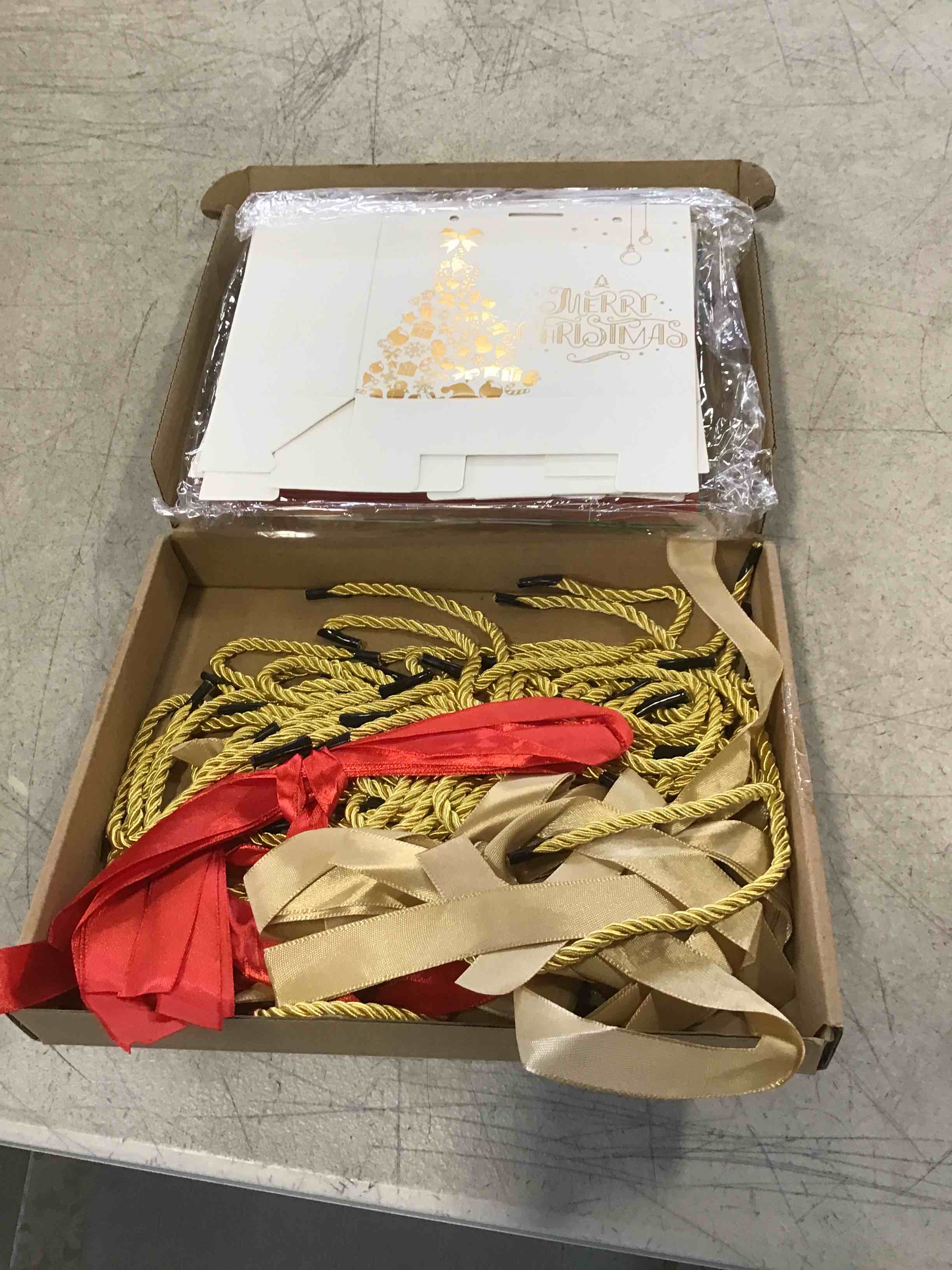 https://s3.amazonaws.com/lotting-images-prod/bidfta/GRA1865769_1736364349327.jpeg