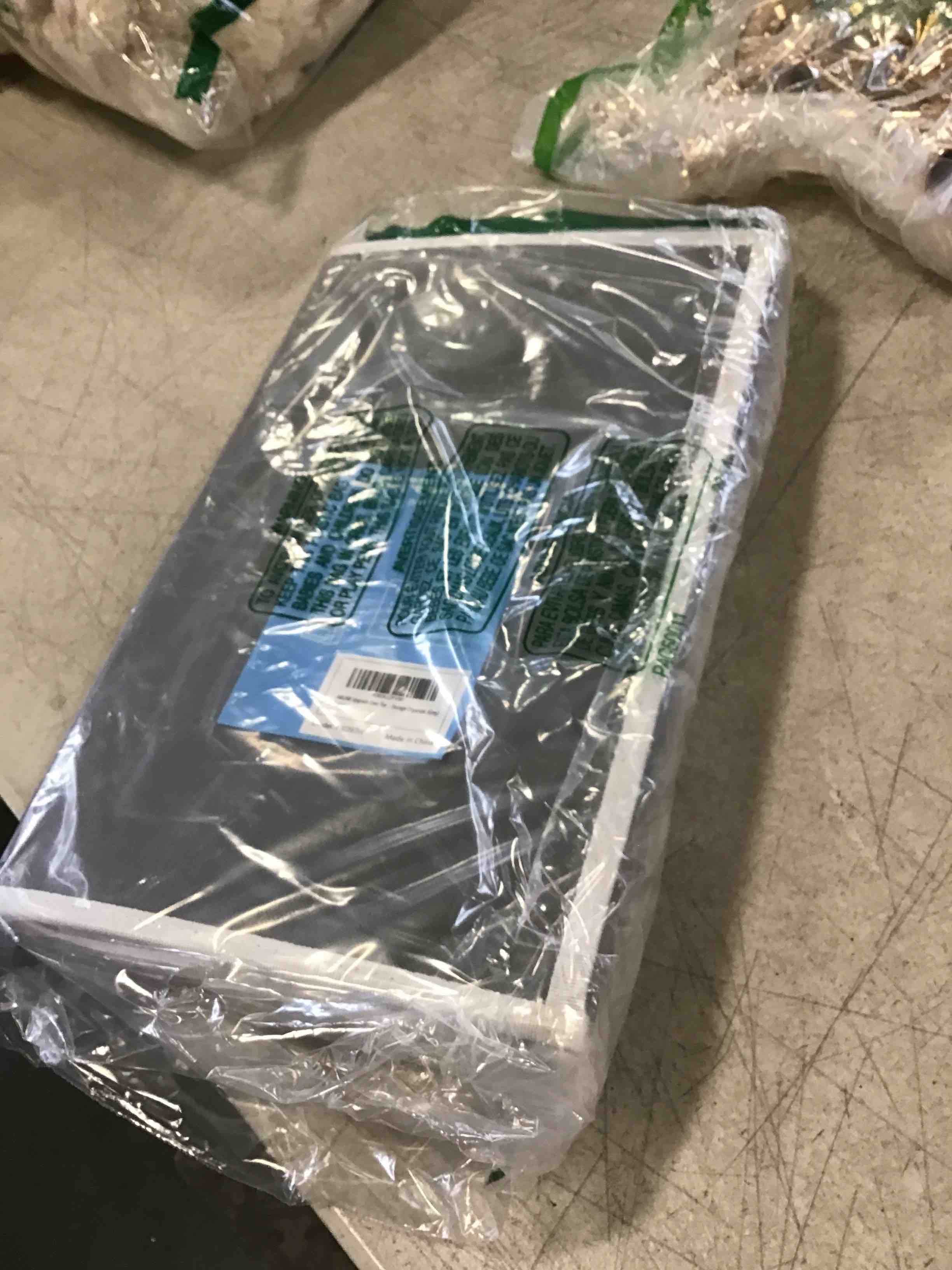 https://s3.amazonaws.com/lotting-images-prod/bidfta/GRA1865780_1736368650822.jpeg