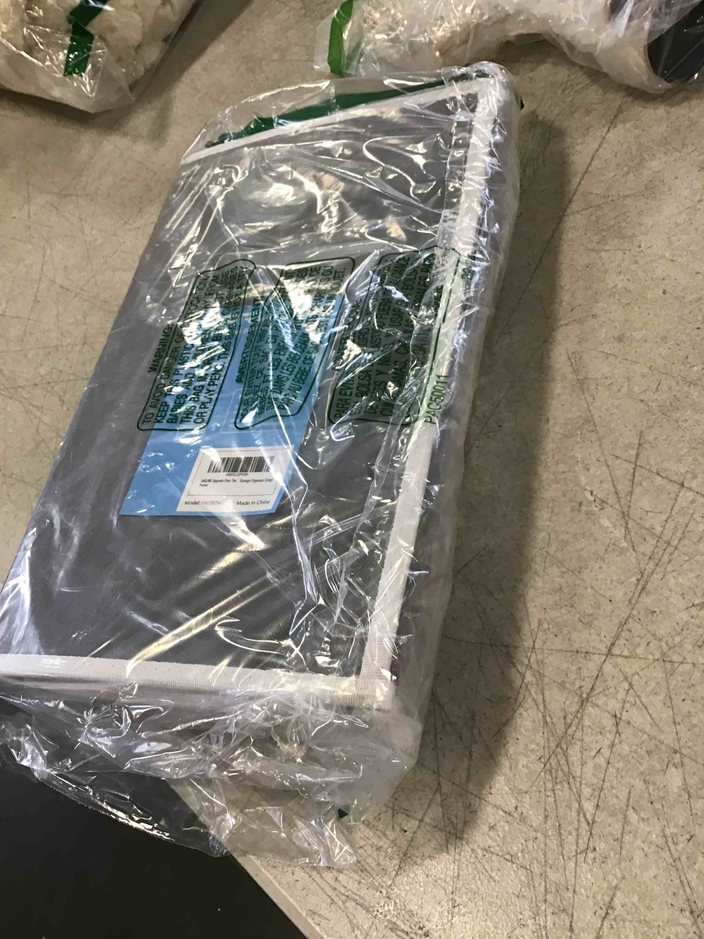https://s3.amazonaws.com/lotting-images-prod/bidfta/GRA1865780_1736368652701.jpeg