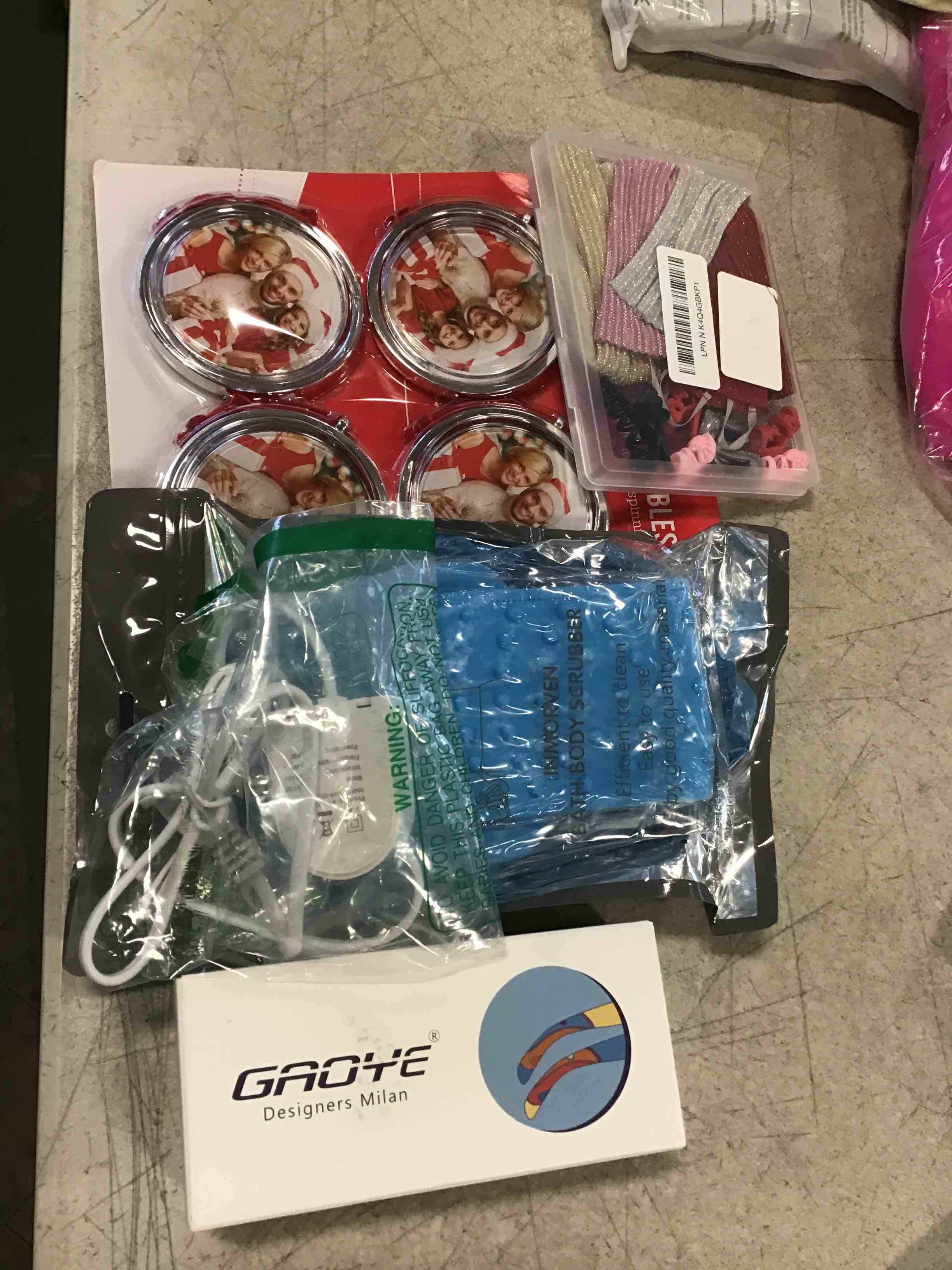 https://s3.amazonaws.com/lotting-images-prod/bidfta/GRA1865789_1736429563995.jpeg