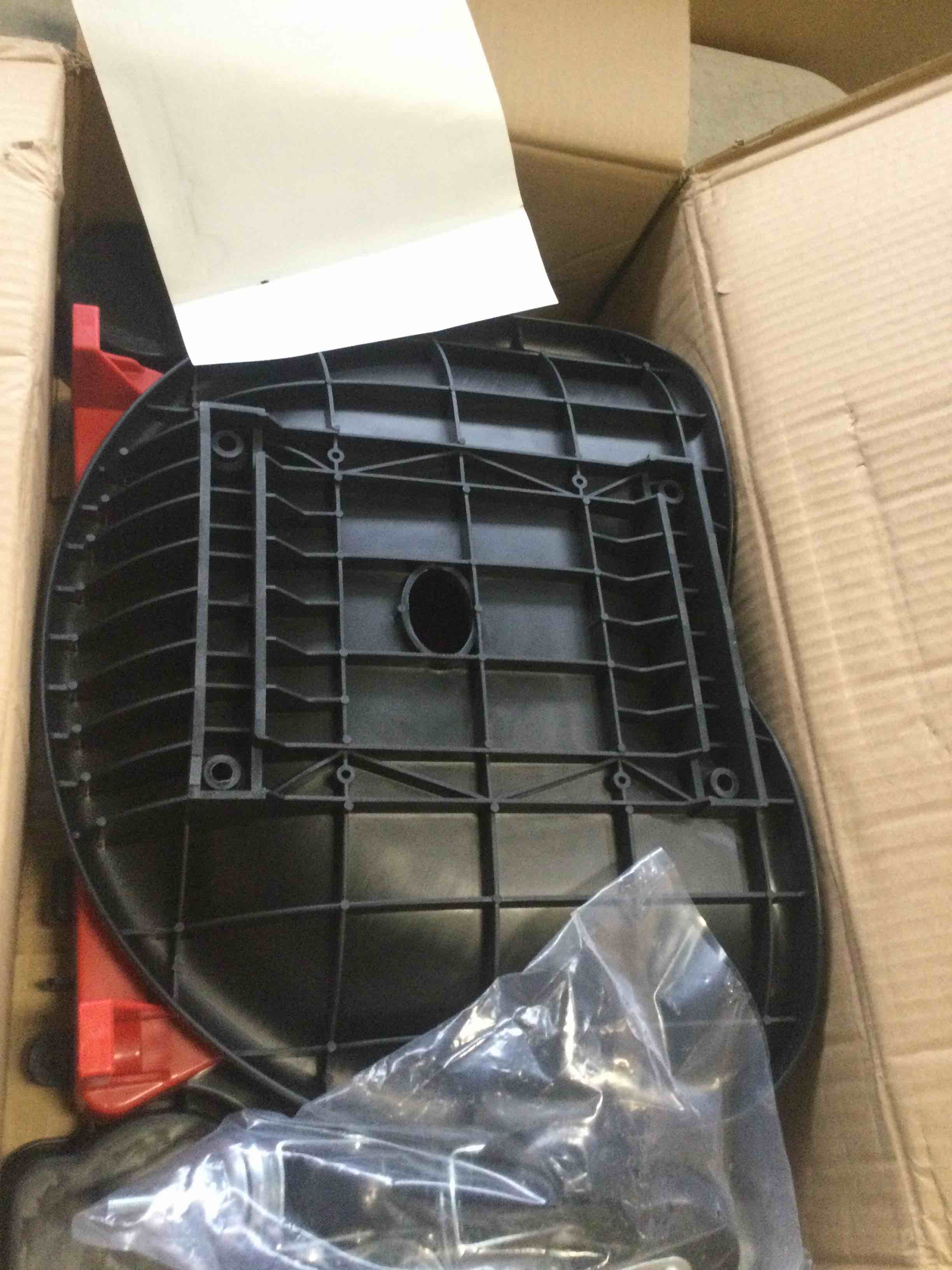 https://s3.amazonaws.com/lotting-images-prod/bidfta/GRA1866497_1737060100007.jpeg