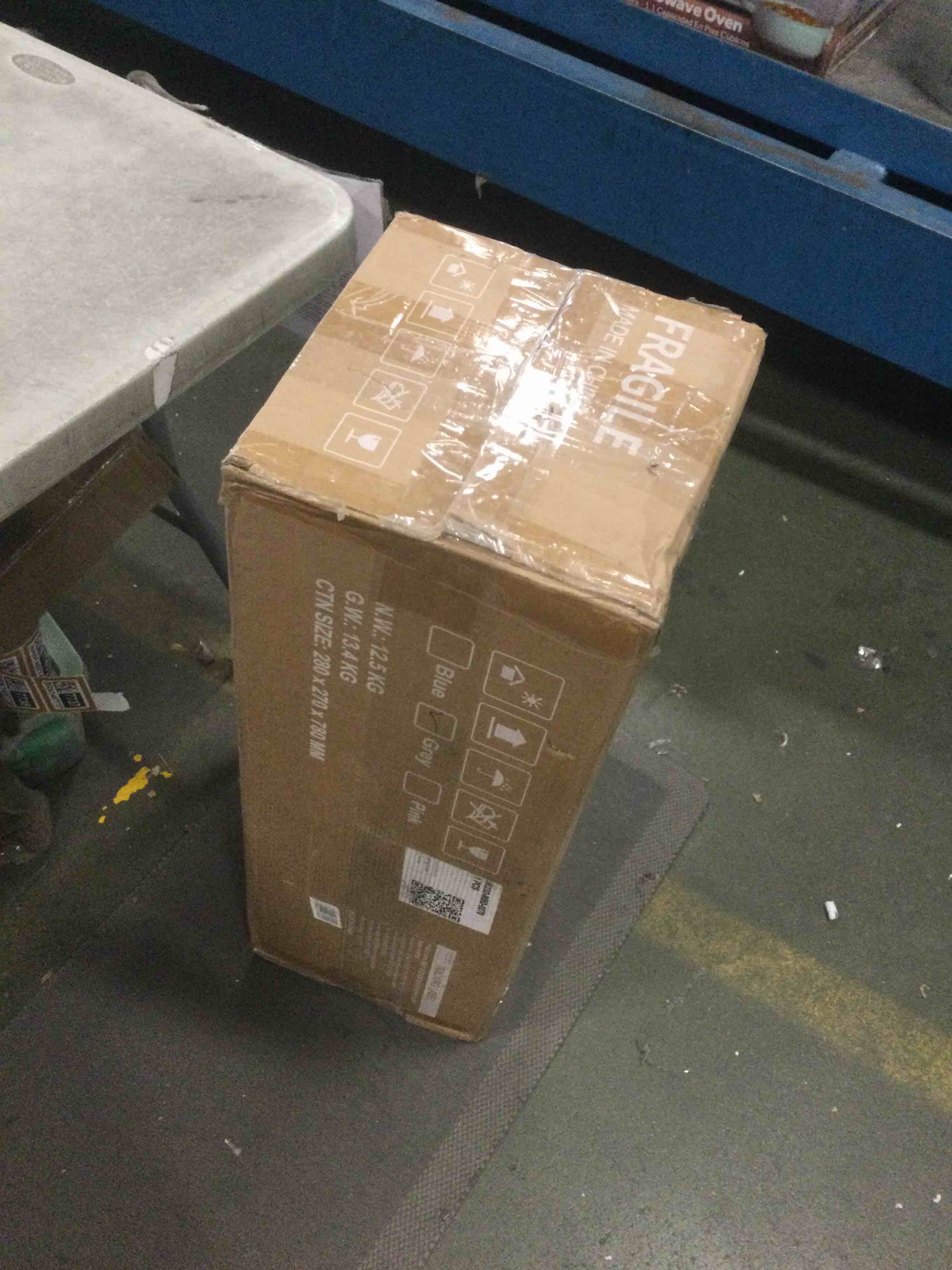 https://s3.amazonaws.com/lotting-images-prod/bidfta/GRA1867809_1736343986555.jpeg