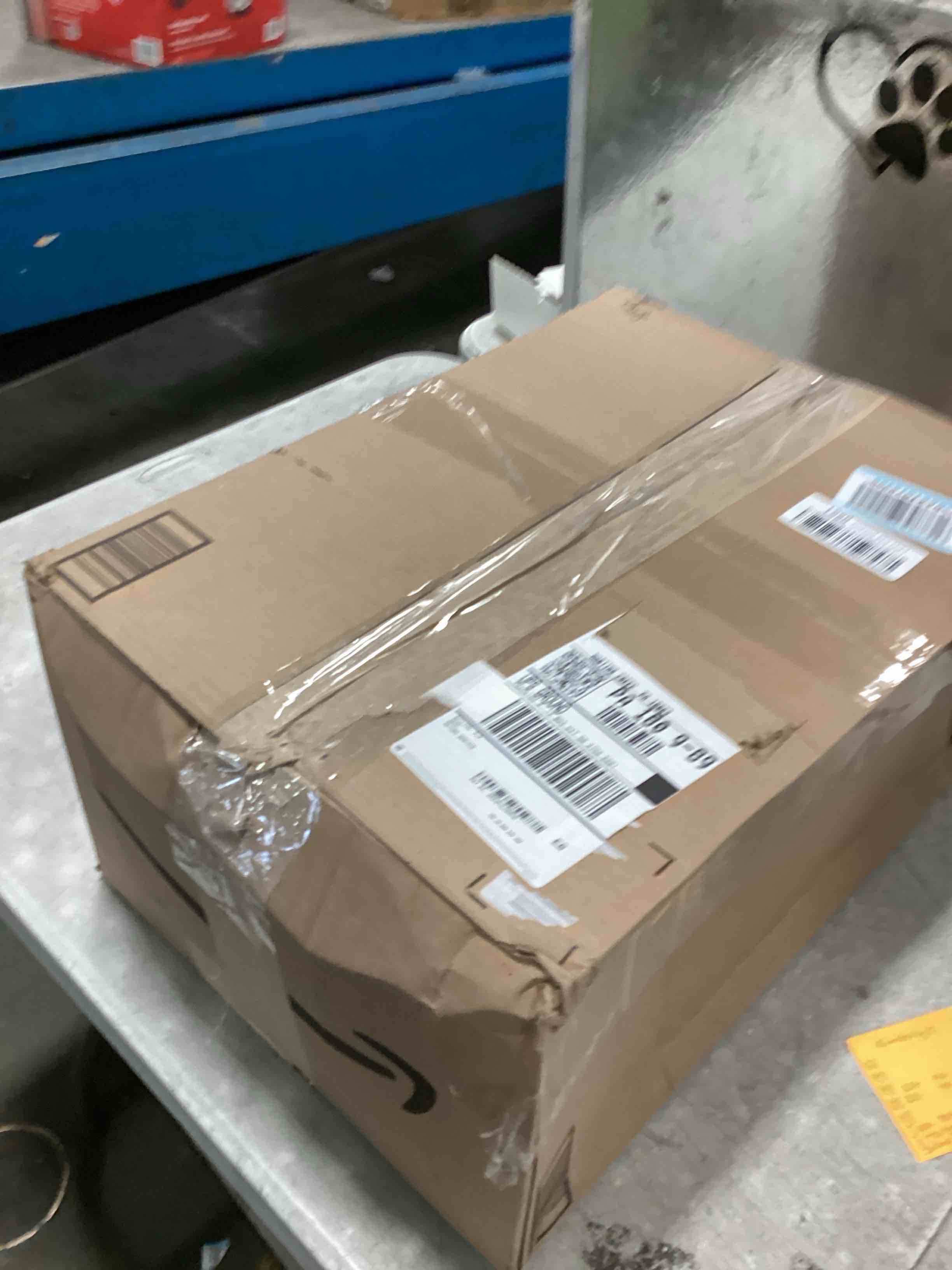 https://s3.amazonaws.com/lotting-images-prod/bidfta/GRA1868247_1736519081367.jpeg