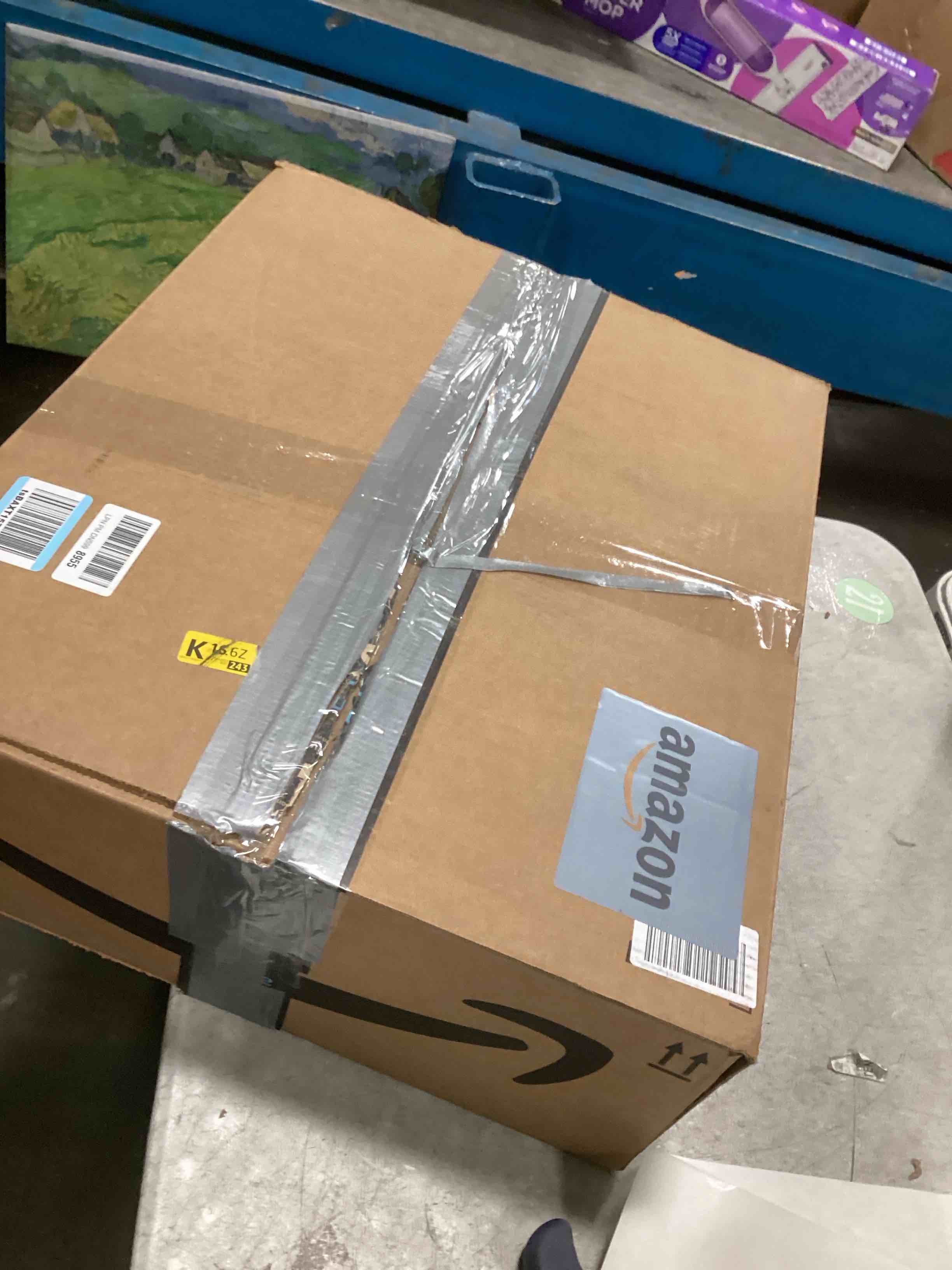 https://s3.amazonaws.com/lotting-images-prod/bidfta/GRA1868424_1736542856646.jpeg