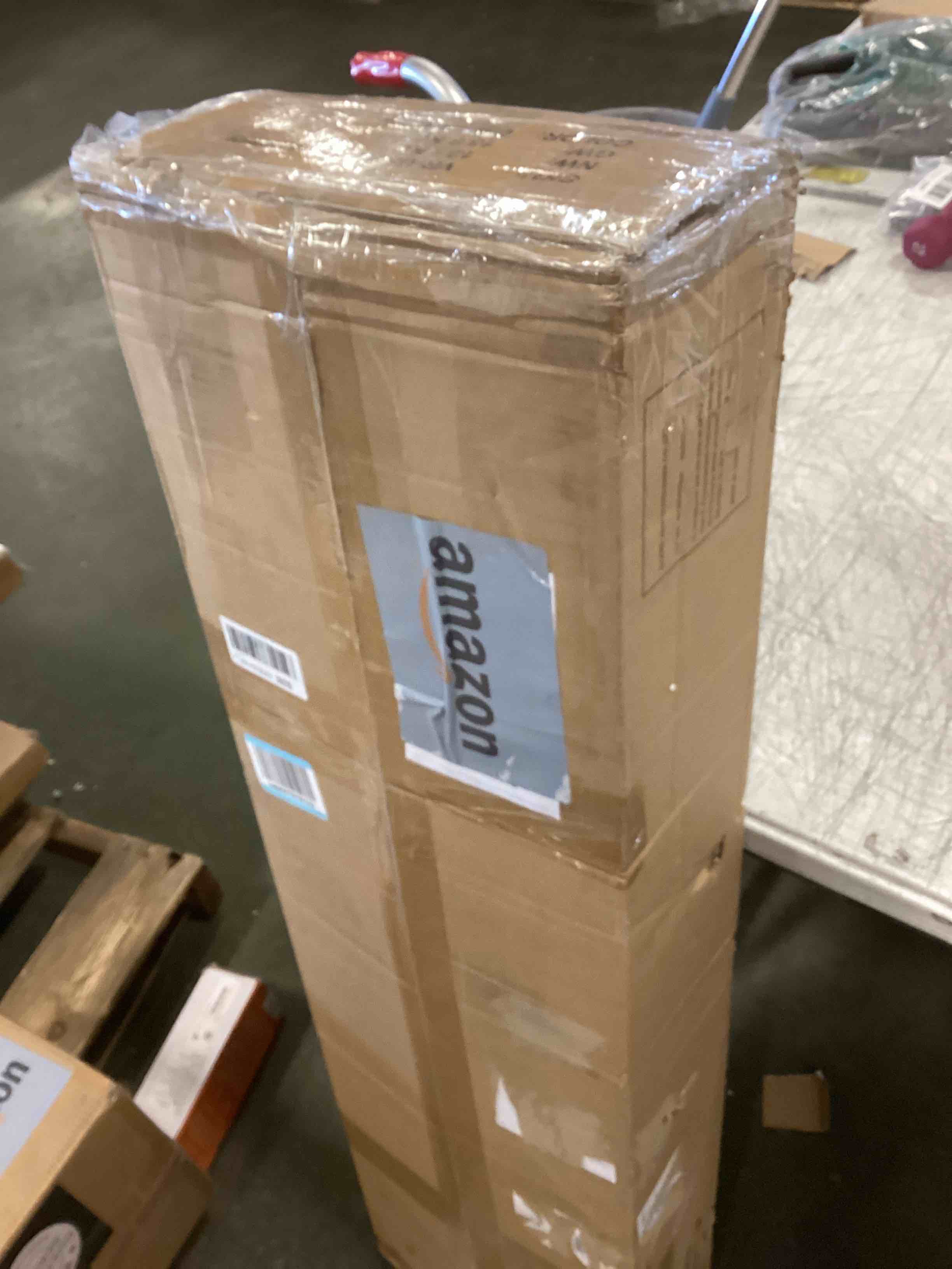 https://s3.amazonaws.com/lotting-images-prod/bidfta/GRA1868504_1736954518399.jpeg