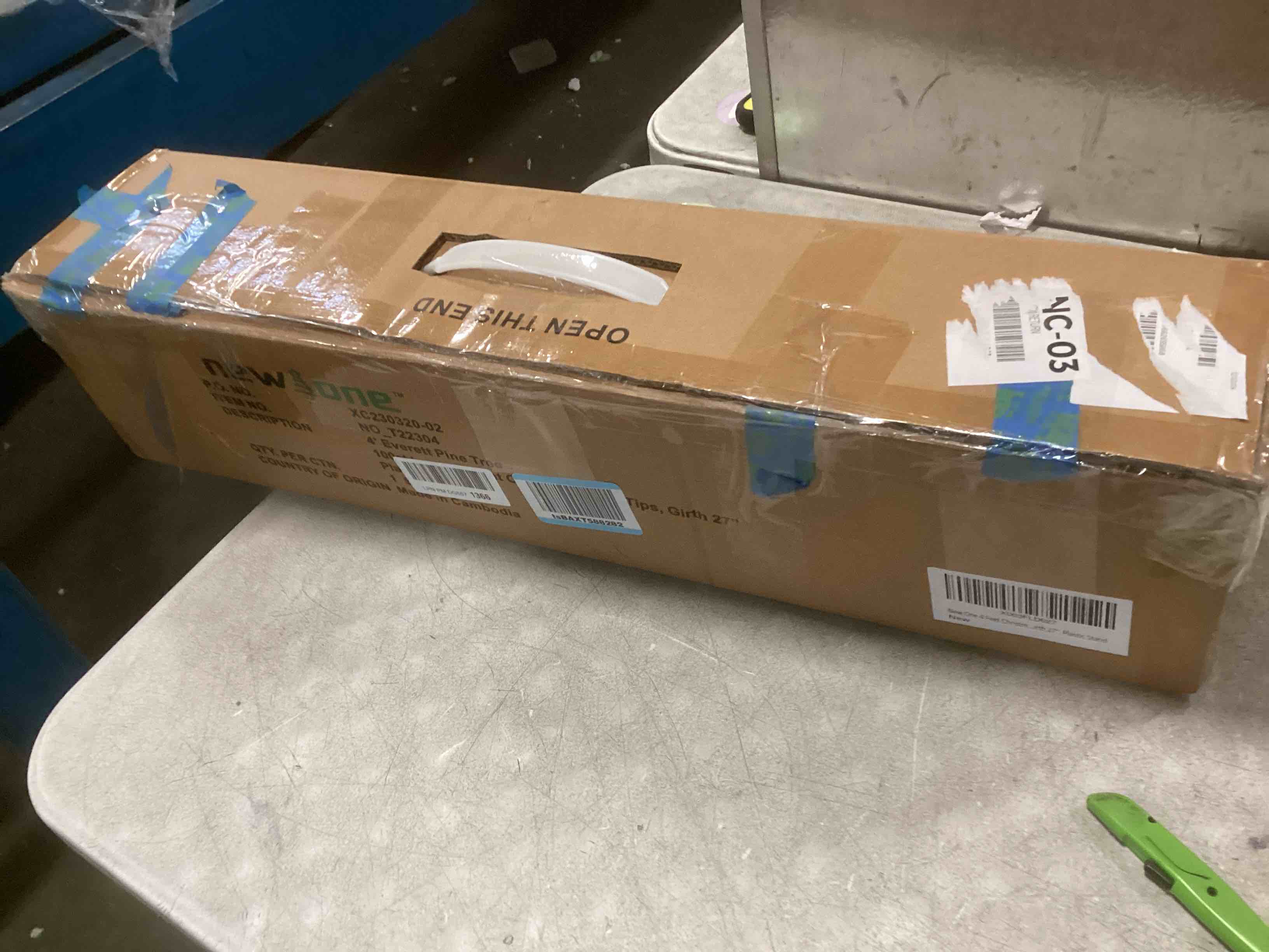 https://s3.amazonaws.com/lotting-images-prod/bidfta/GRA1868950_1737061749896.jpeg