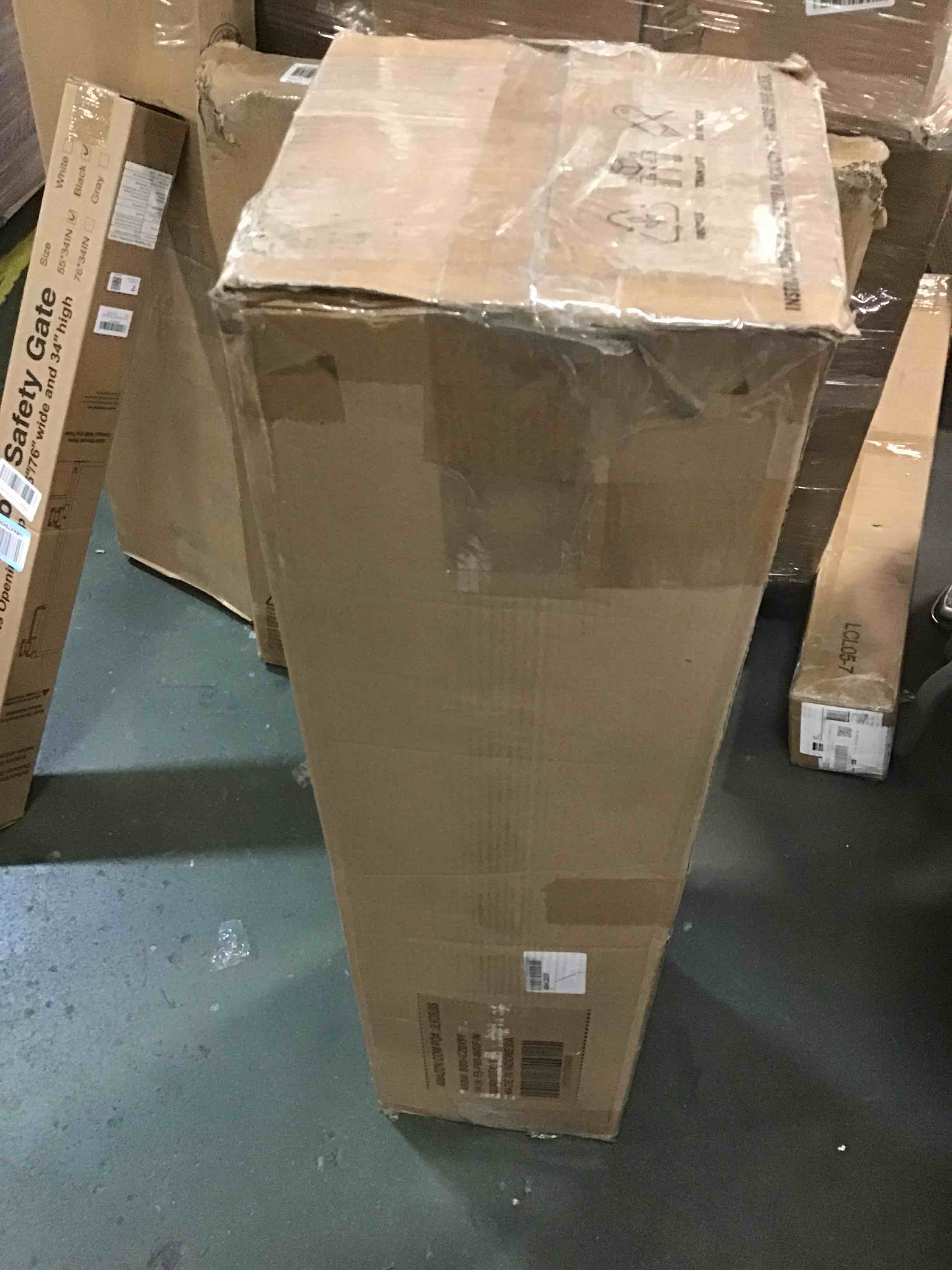 https://s3.amazonaws.com/lotting-images-prod/bidfta/GRA1869570_1737466574929.jpeg