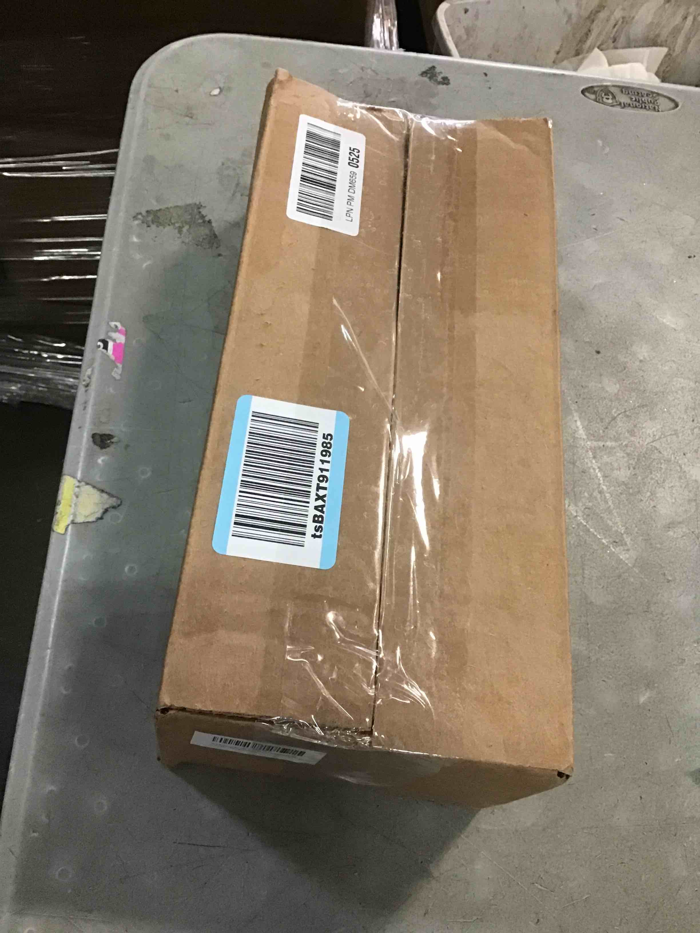 https://s3.amazonaws.com/lotting-images-prod/bidfta/GRA1869630_1737478584700.jpeg