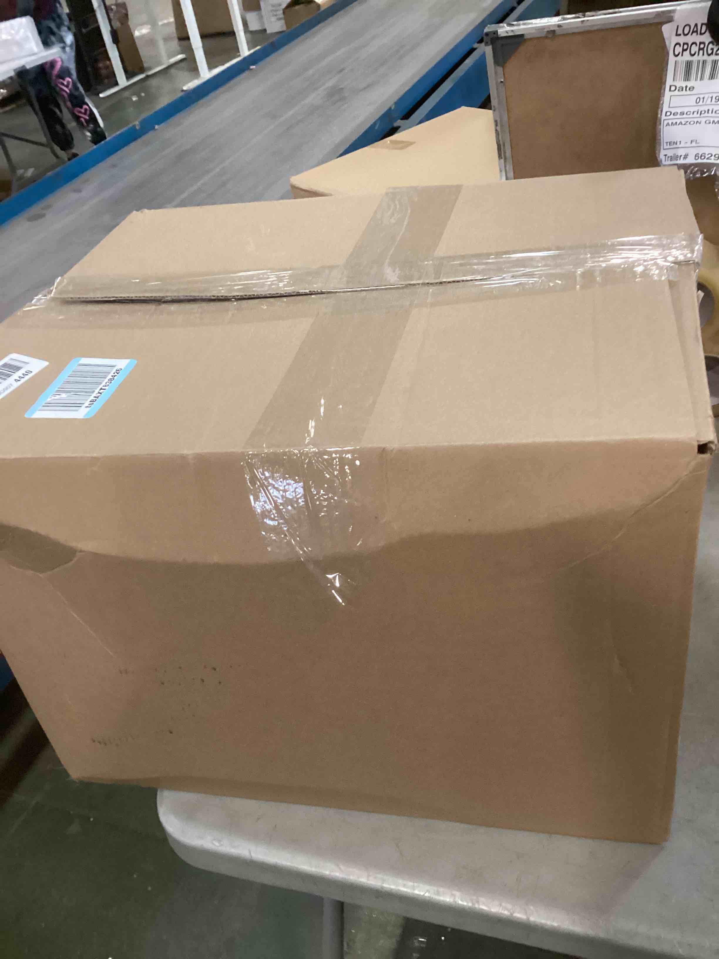 https://s3.amazonaws.com/lotting-images-prod/bidfta/GRA1869813_1737572803031.jpeg