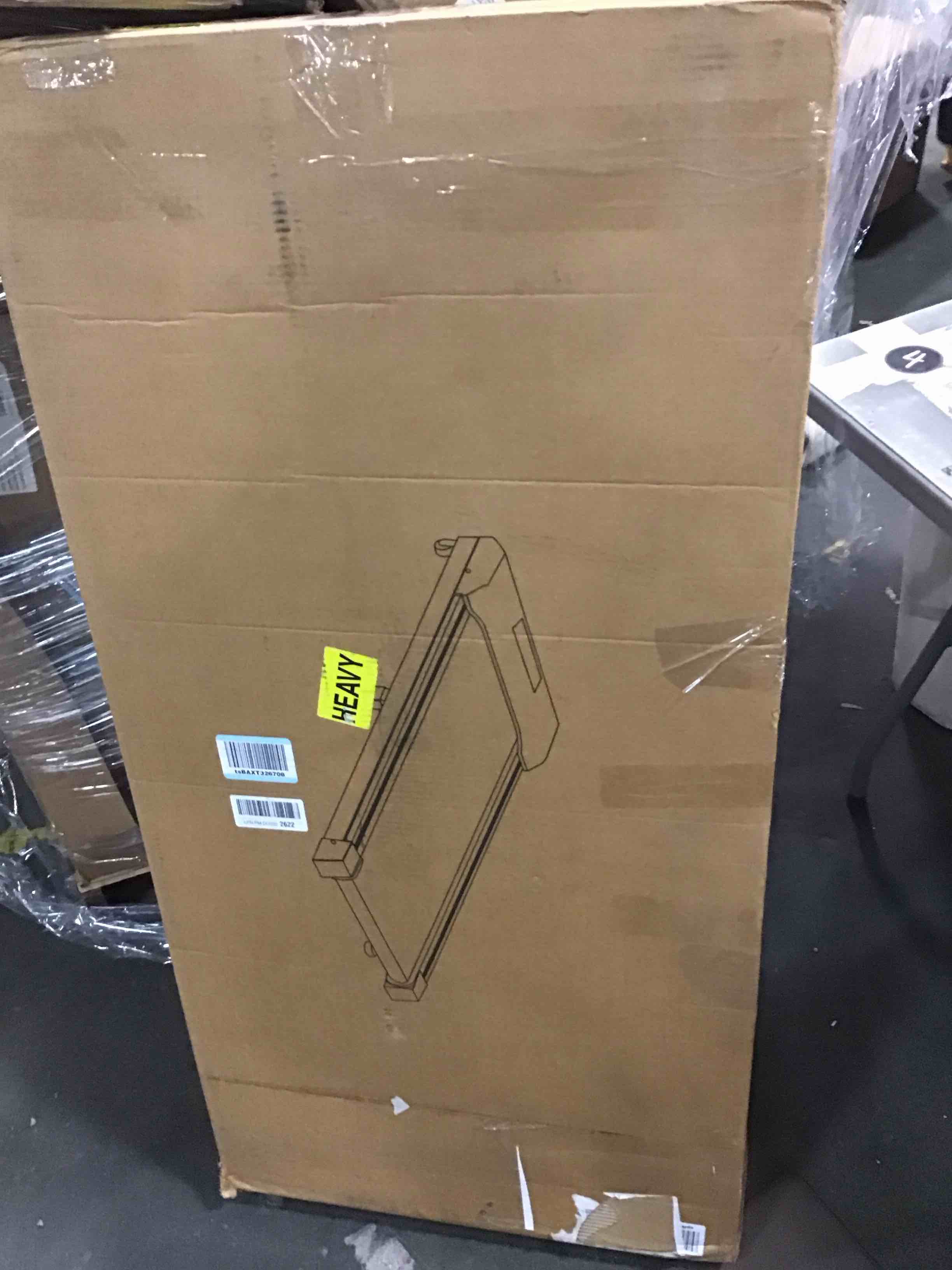 https://s3.amazonaws.com/lotting-images-prod/bidfta/GRA1869898_1737642049969.jpeg